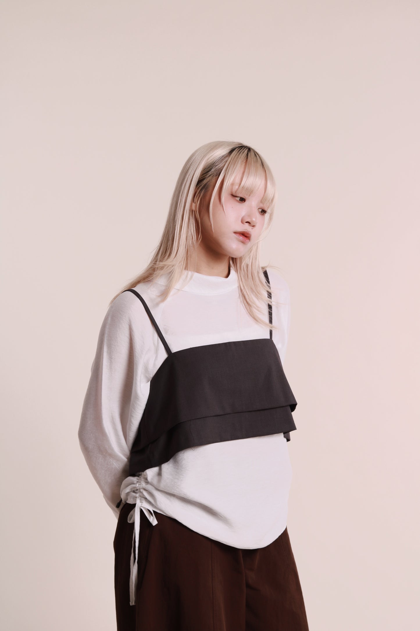 Doll Gathered Blouse (White)