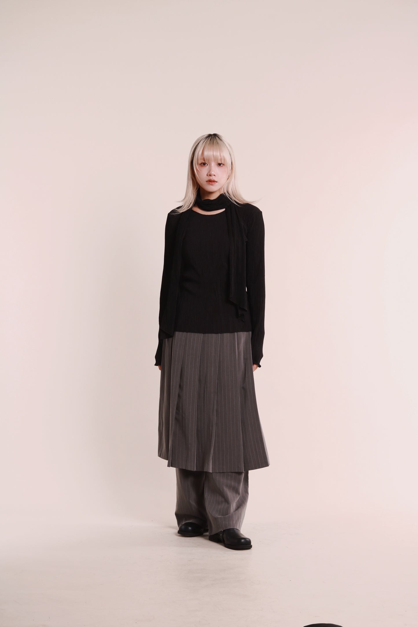 Layered Pleat Pants (Charcoal)
