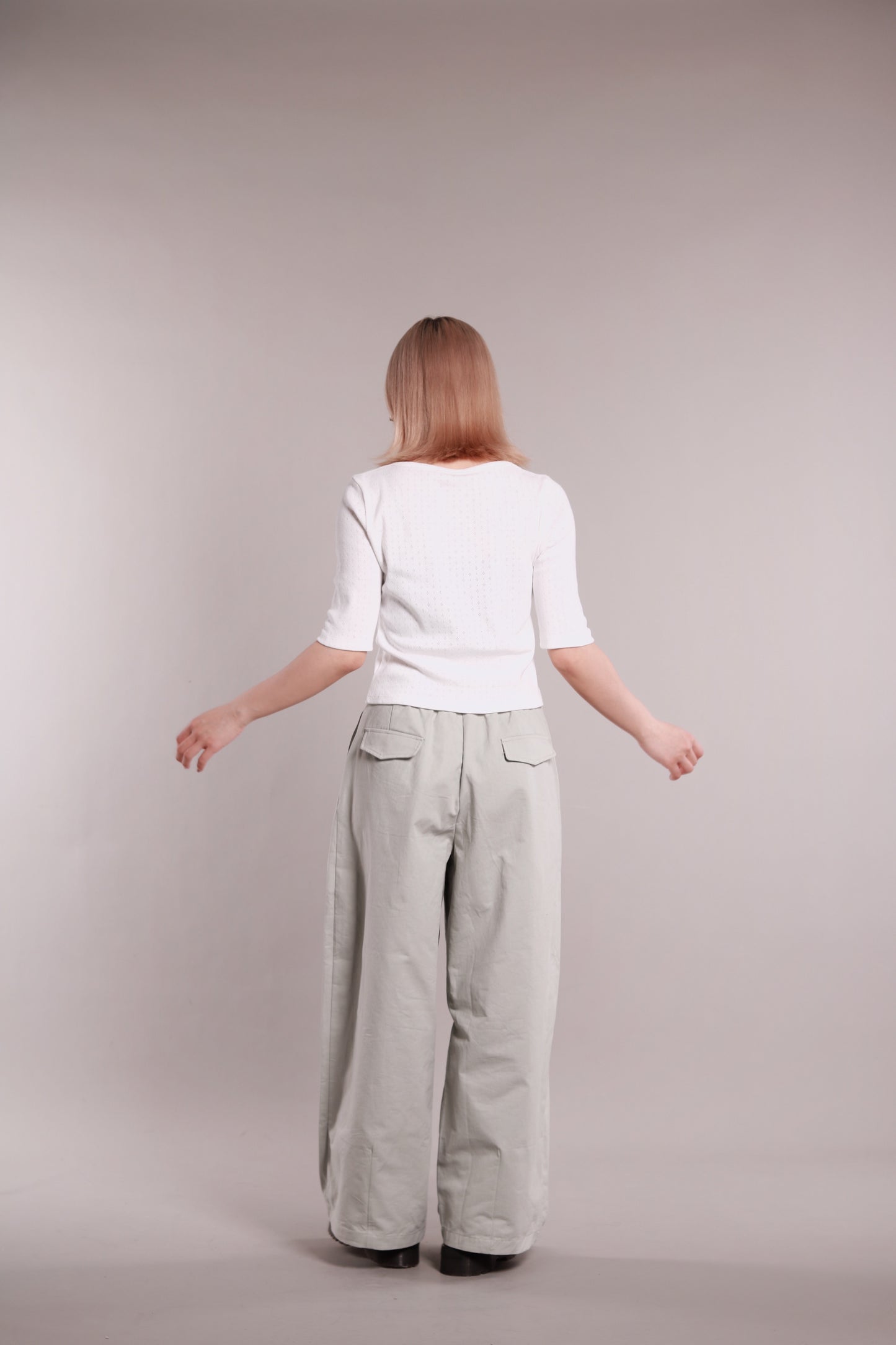 Breeze Bloom Tee (White)