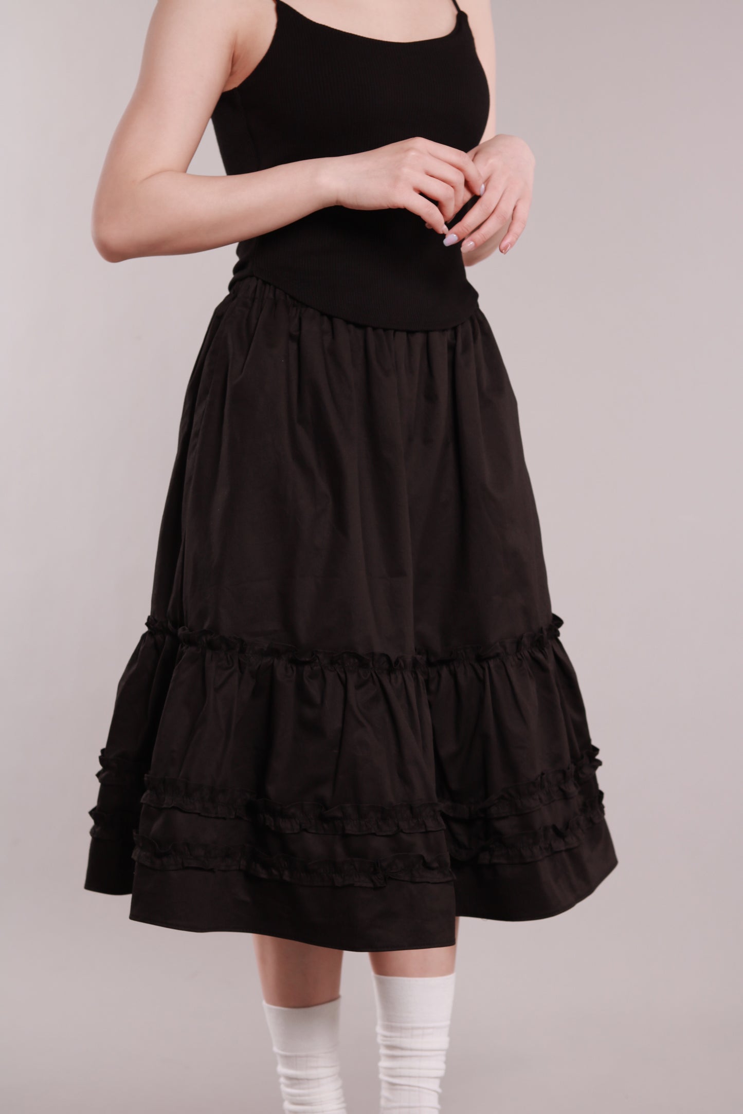 Doll Ruffle Midi Skirt (Black)