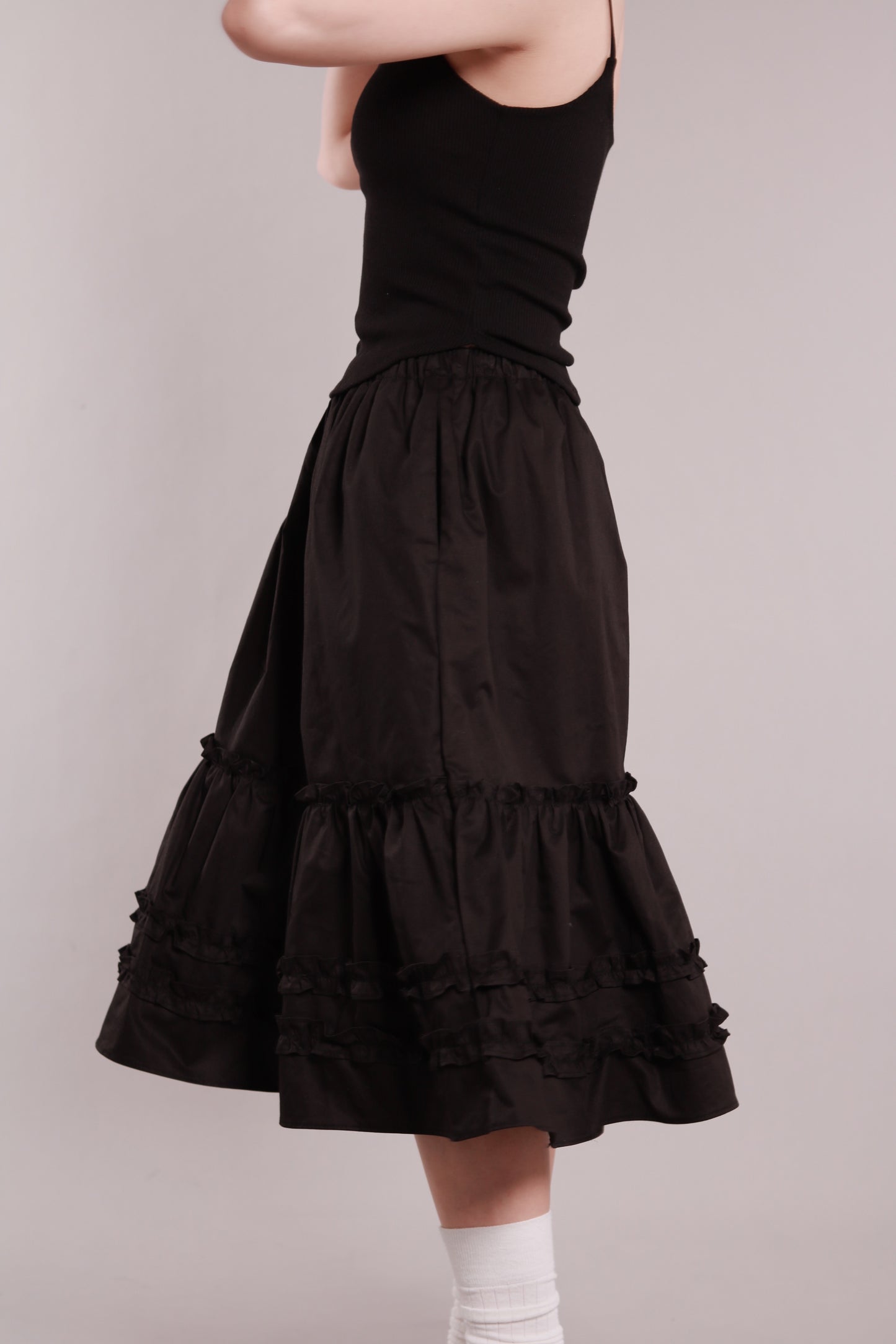 Doll Ruffle Midi Skirt (Black)