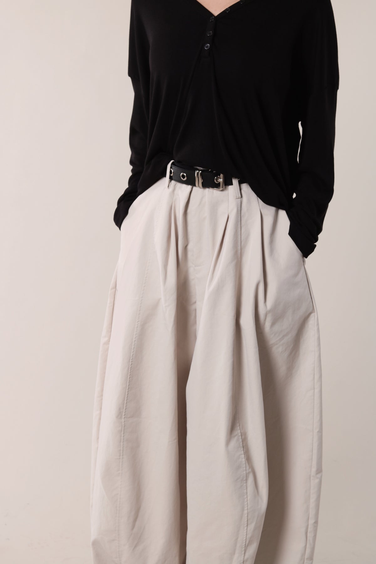 Ari Pants (Light Beige)