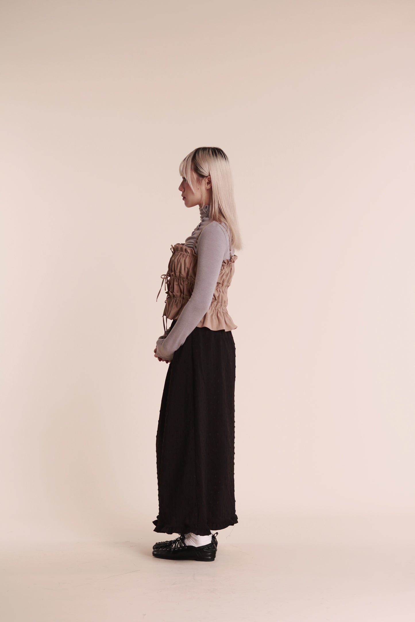 Gathered Ribbon Sleeveless Top (Beige)