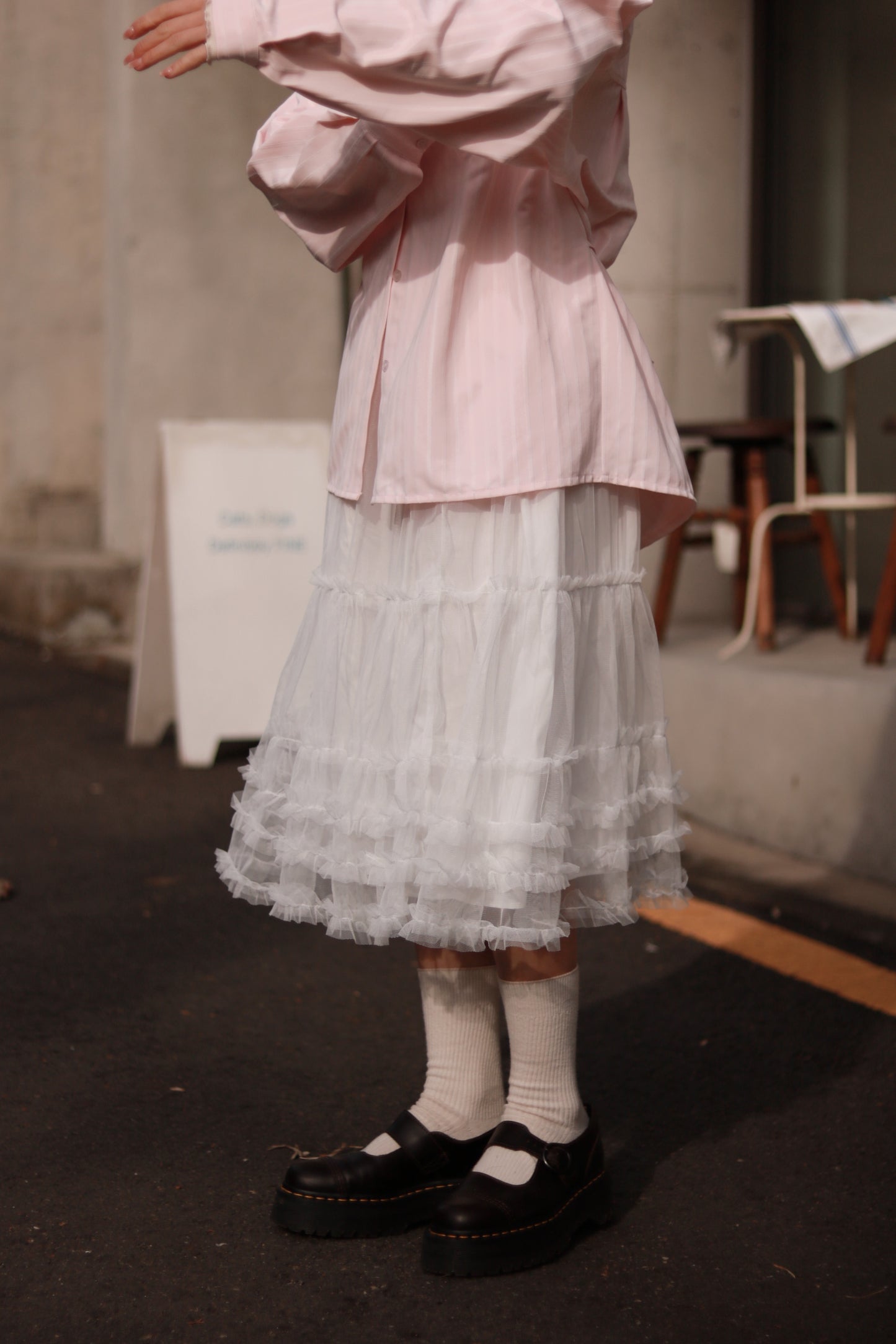 Doll Lace Ruffle Skirt (White)