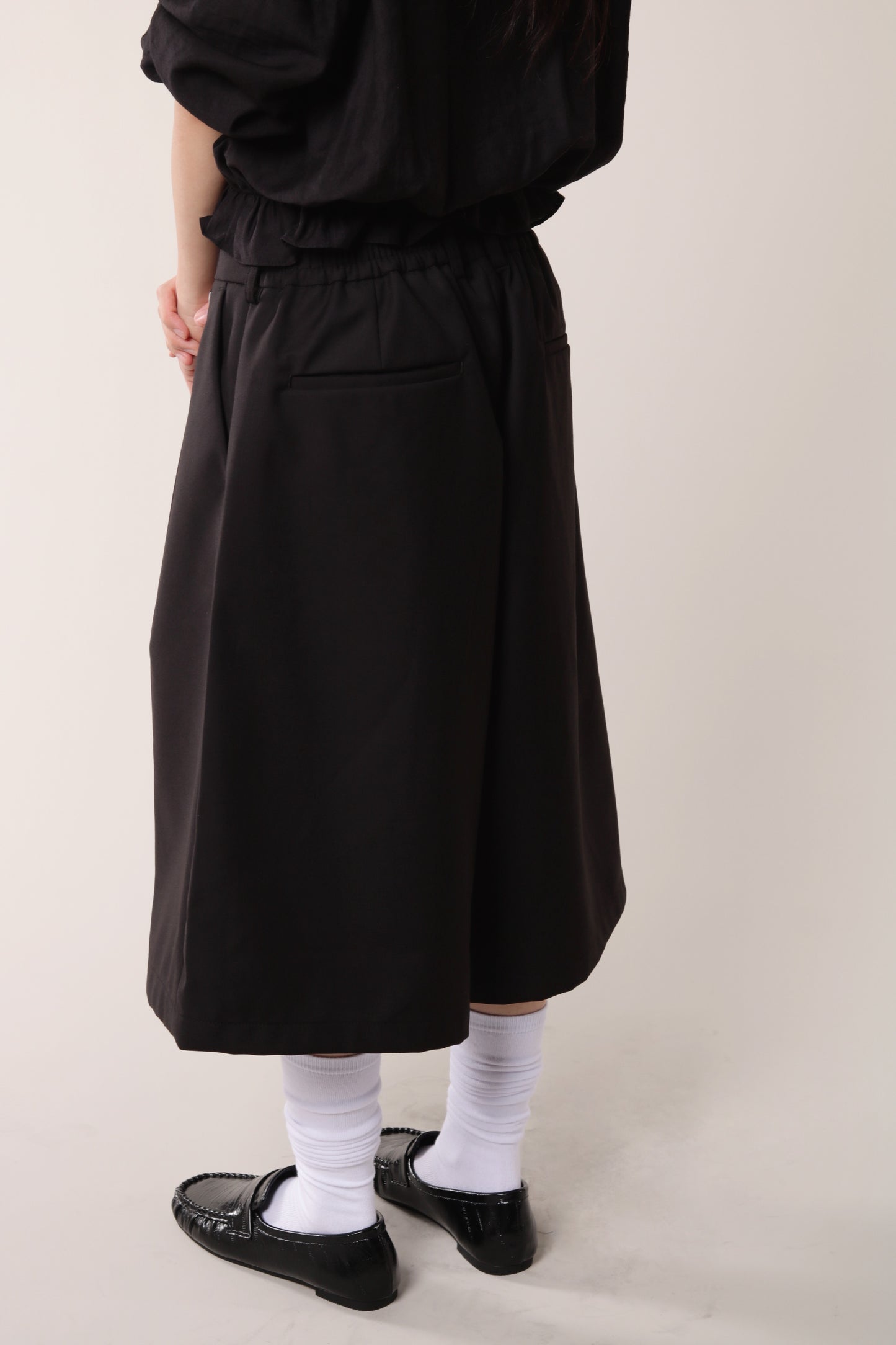 Classic Shorts (Black)