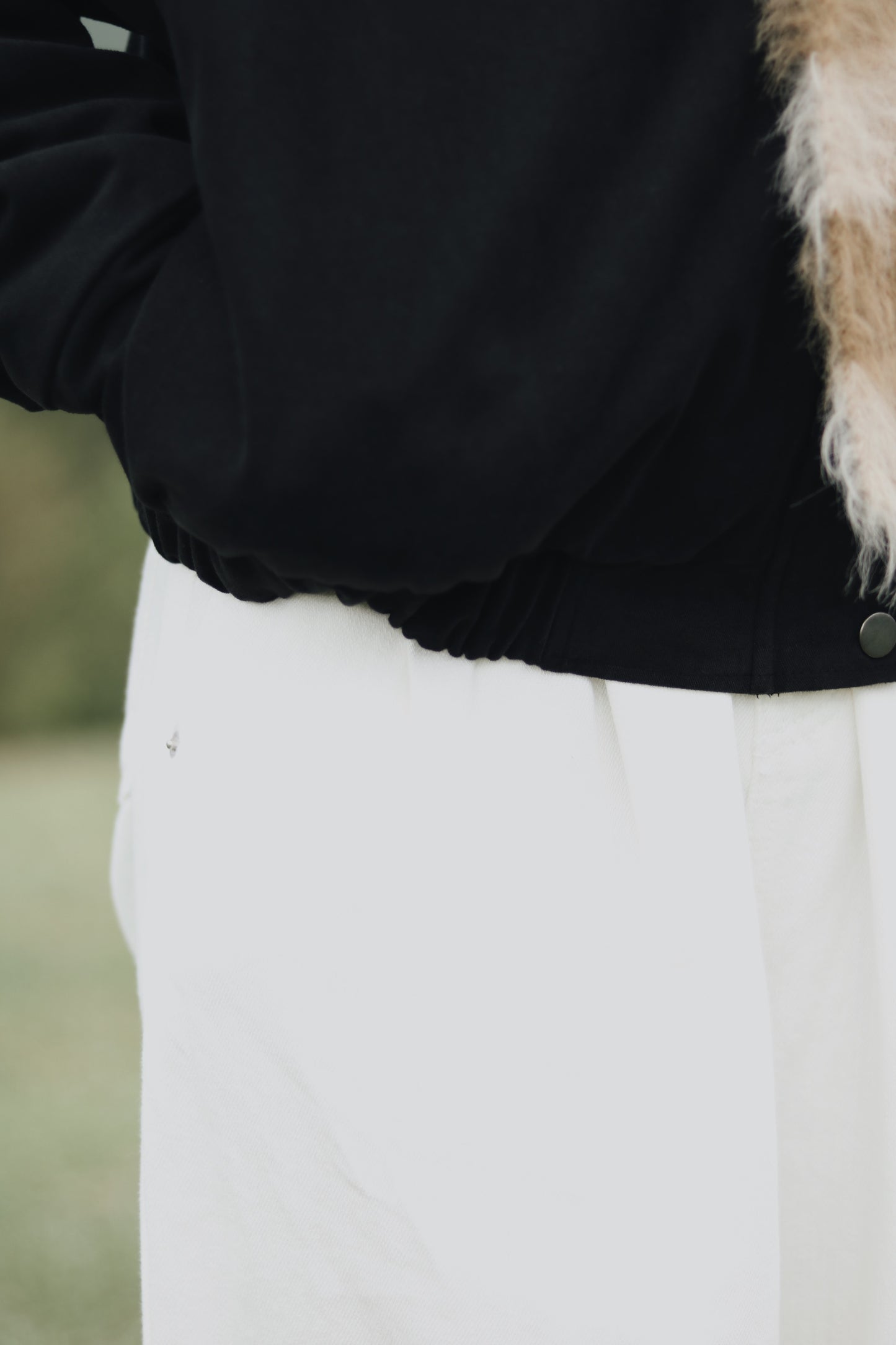 Cropped Blouson Jacket (Black)