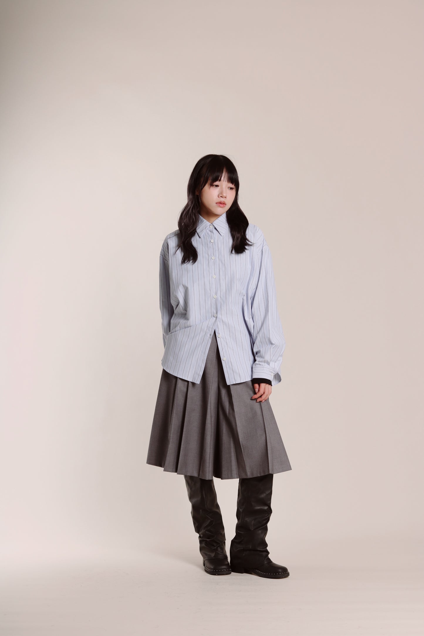 Layered Pleat Shorts (Grey)