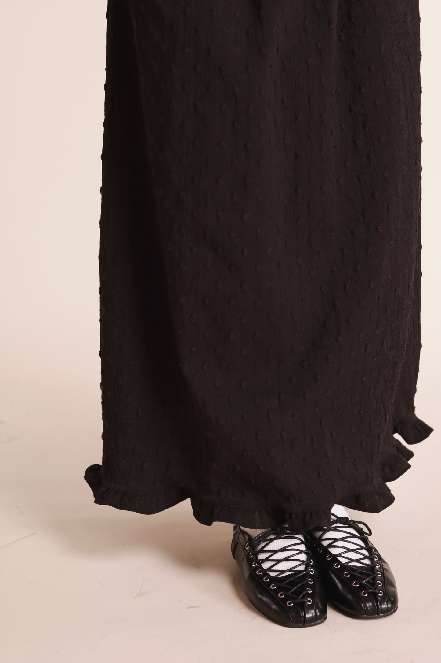 Dot Dot Skirt (Black)