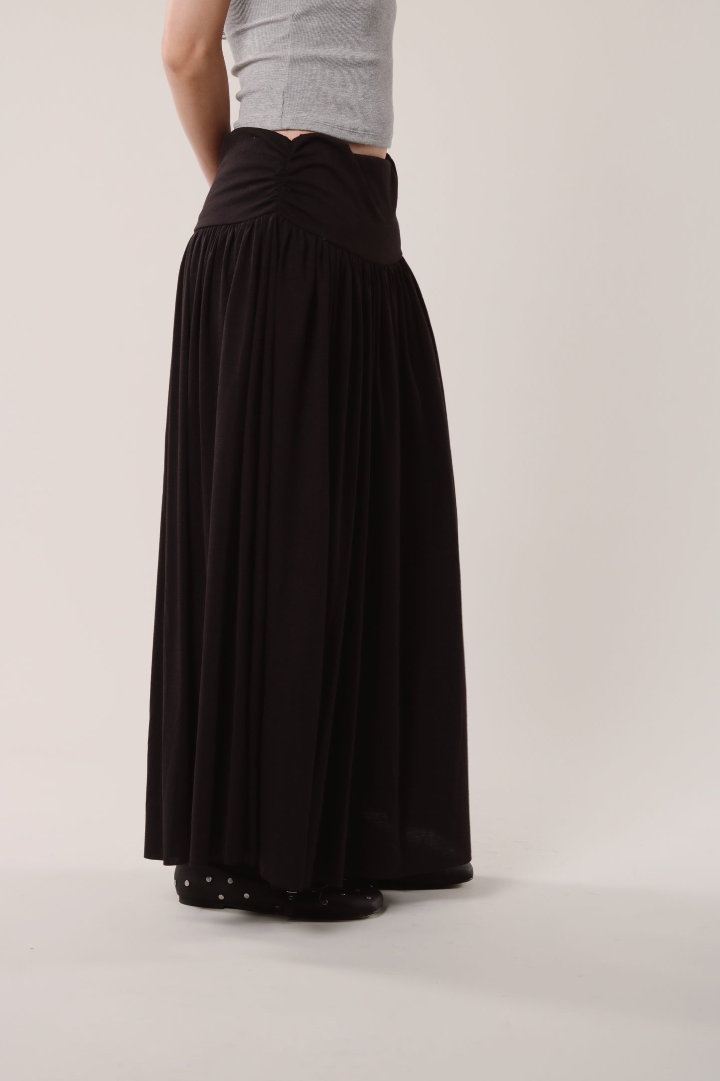 Softy Lazy Skirt (Black)