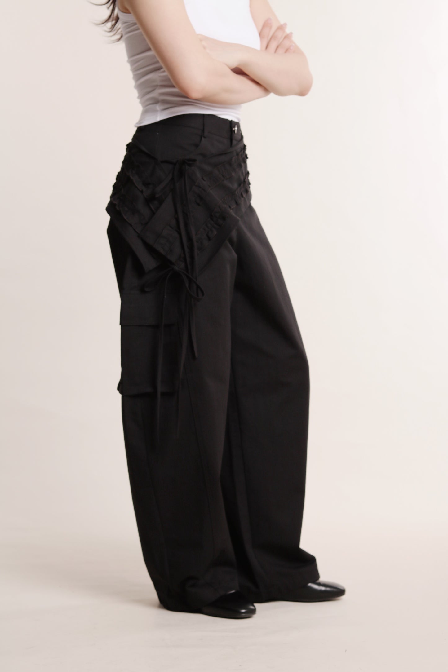 Ruffle Belt Pants (Black)