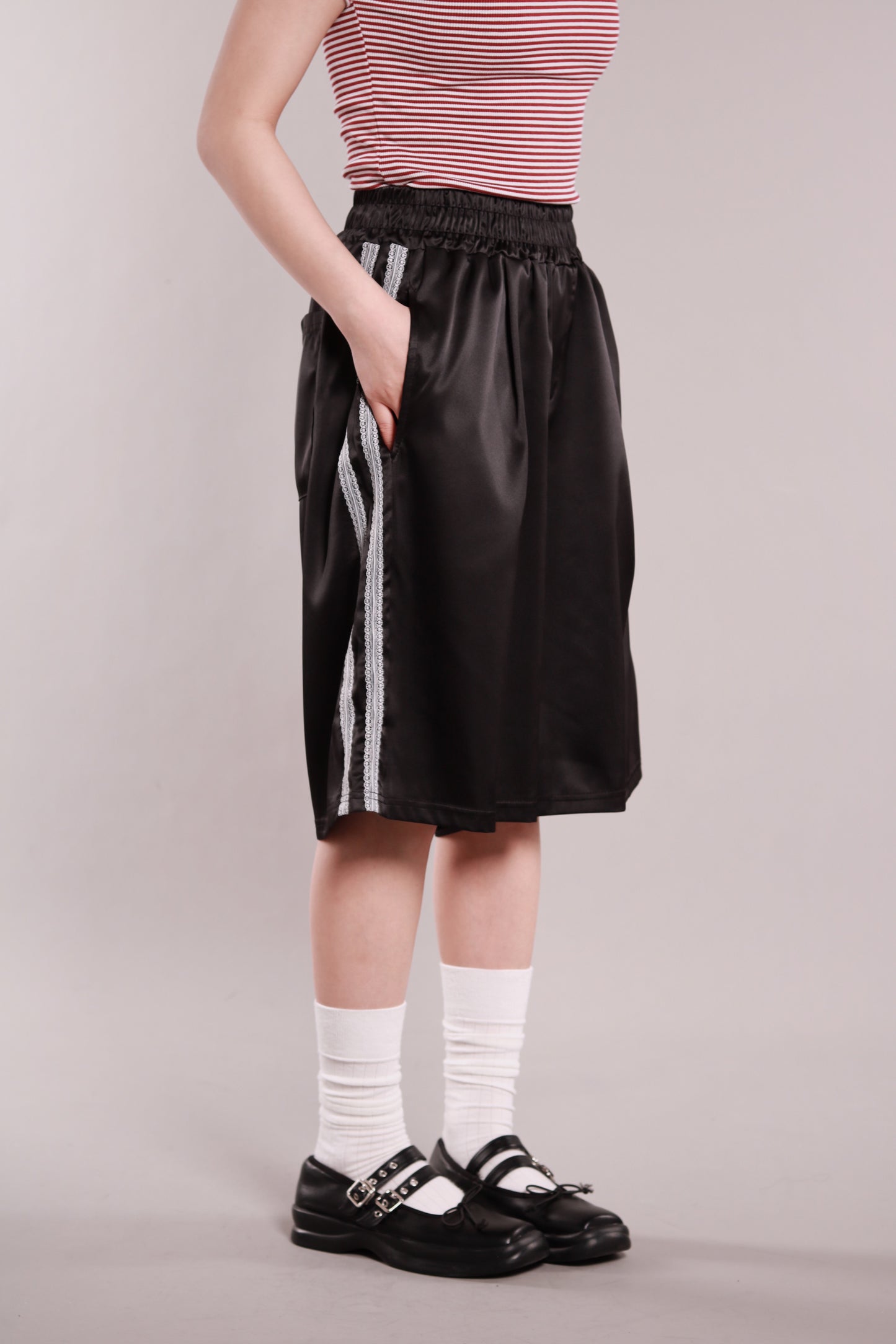 Sporty Lace Shorts (Black)