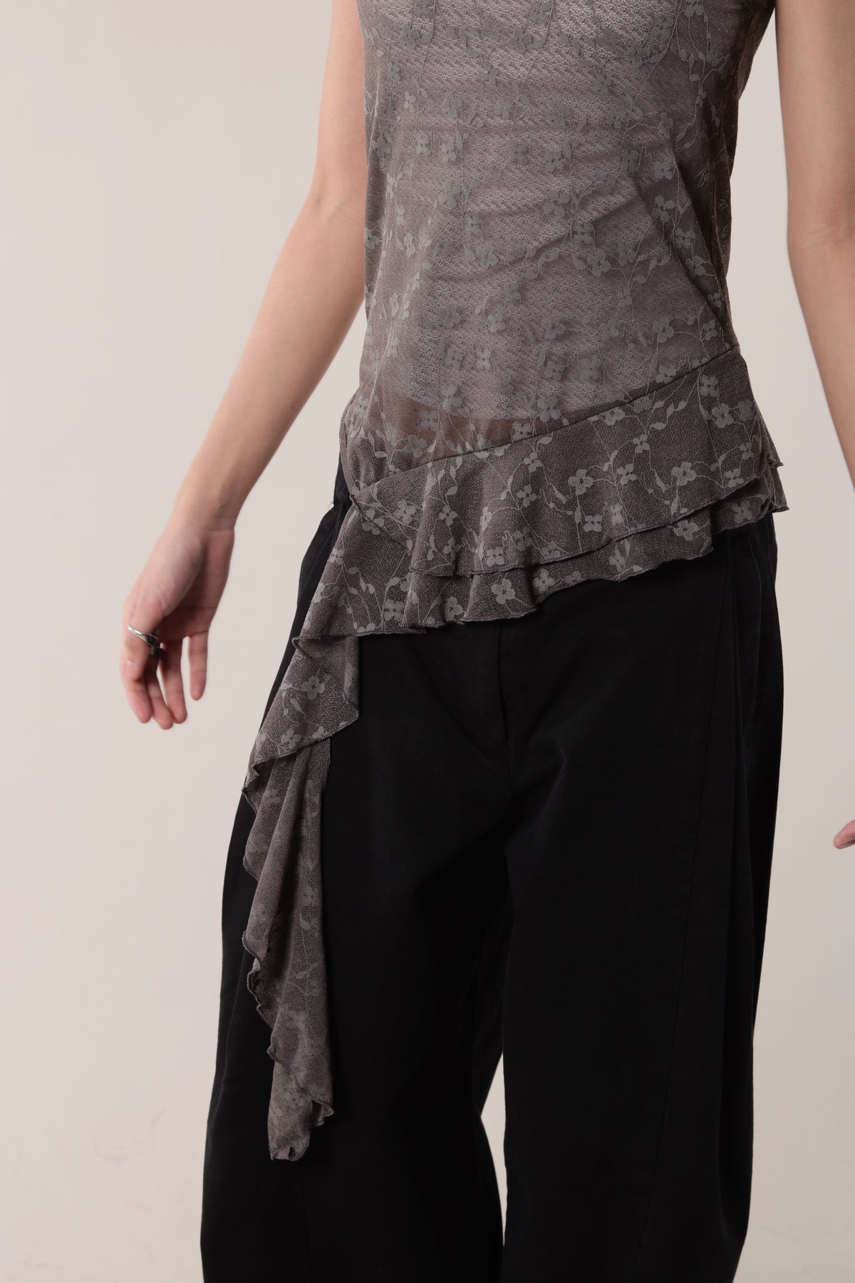 Mesh Flower Sleeveless Top (Charcoal)