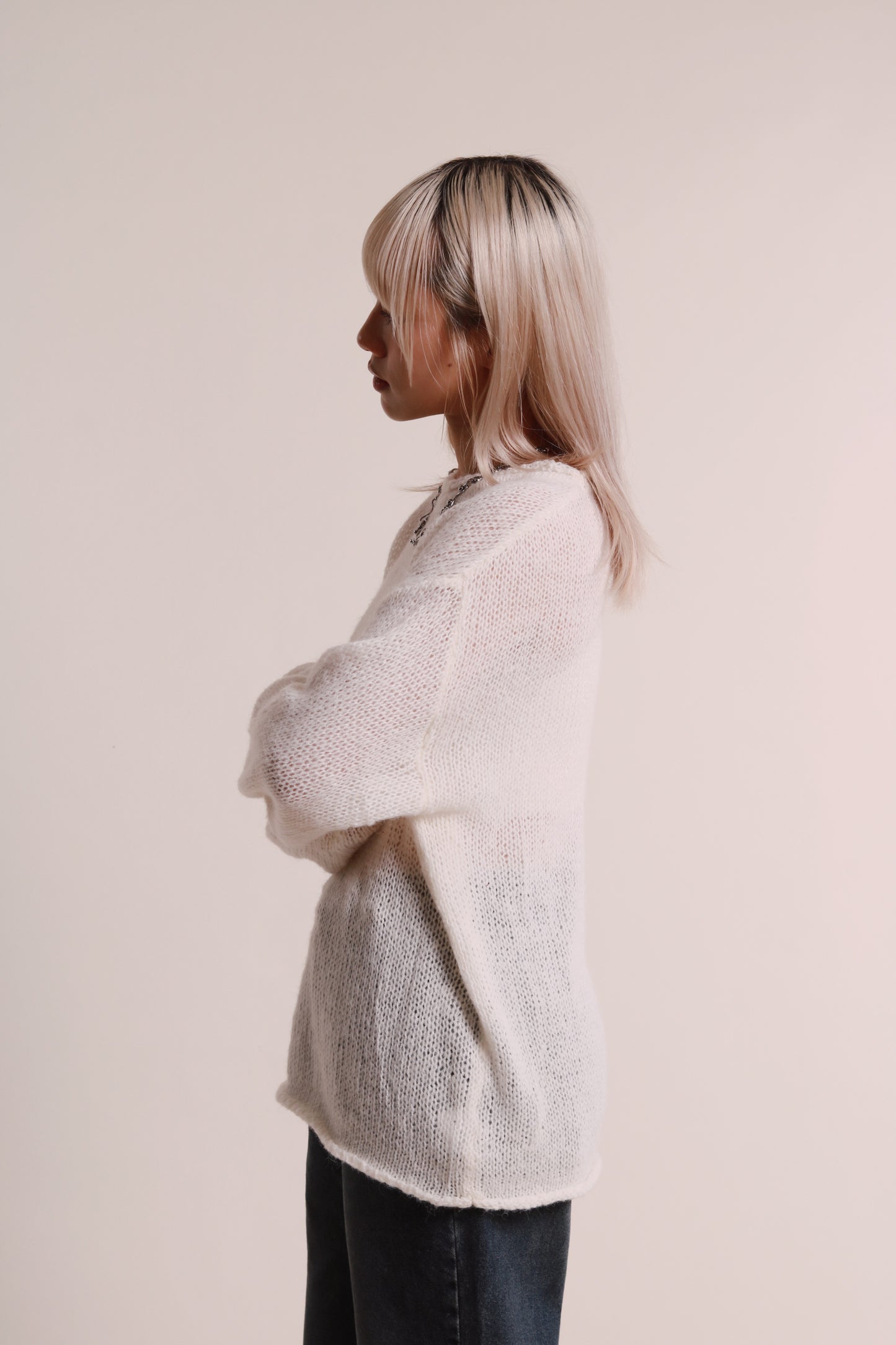 Lazy Sweater (White)