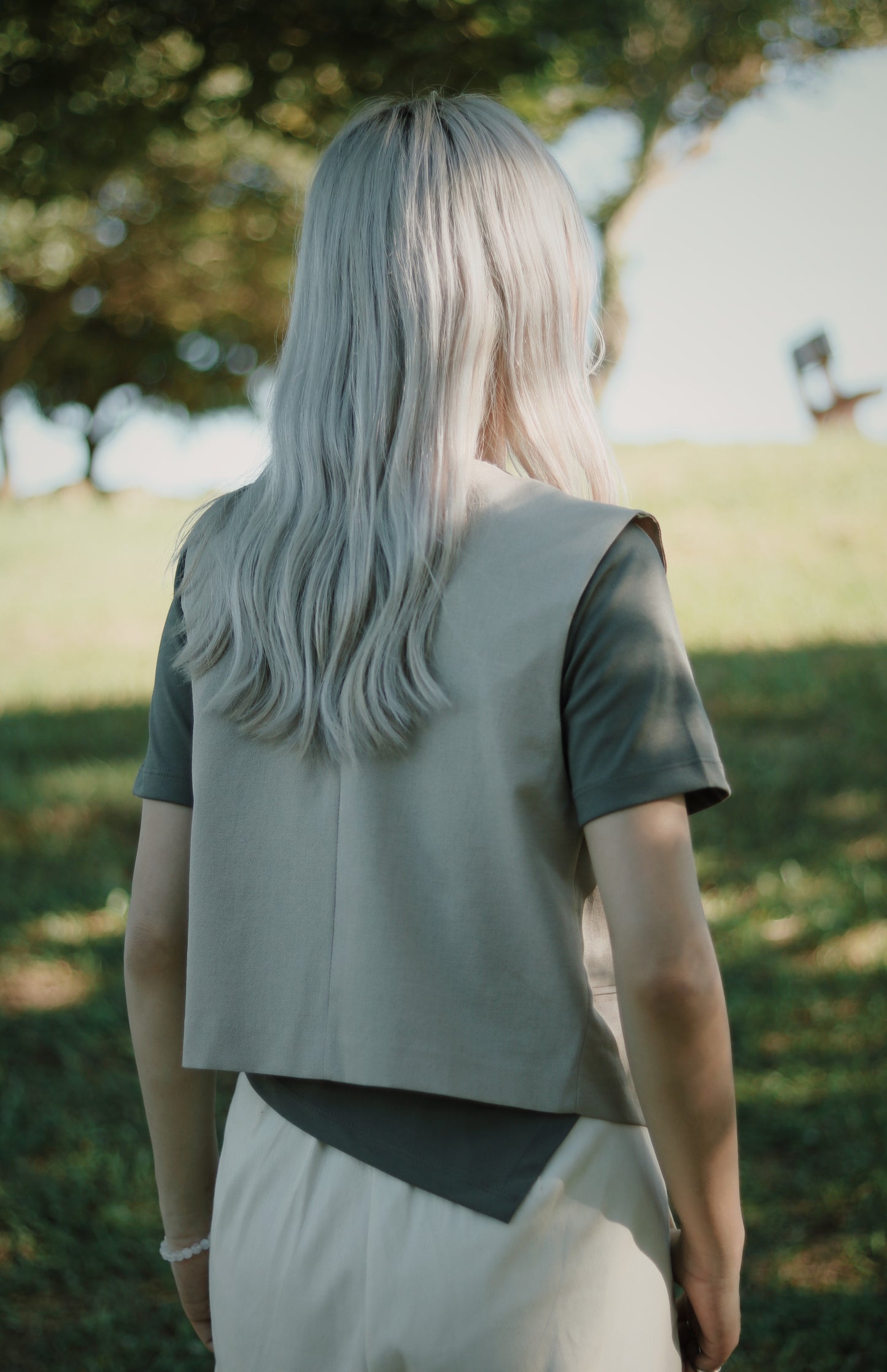 Classic Vest (Beige)