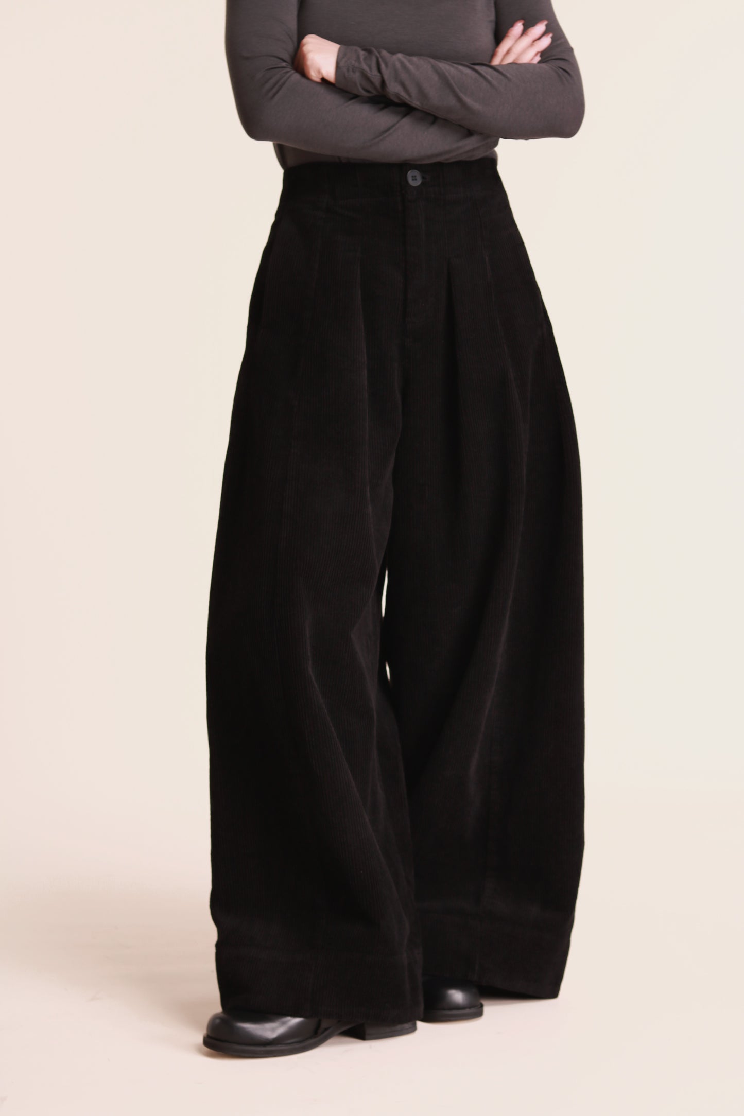 Corduroy Wide Pants (Black)