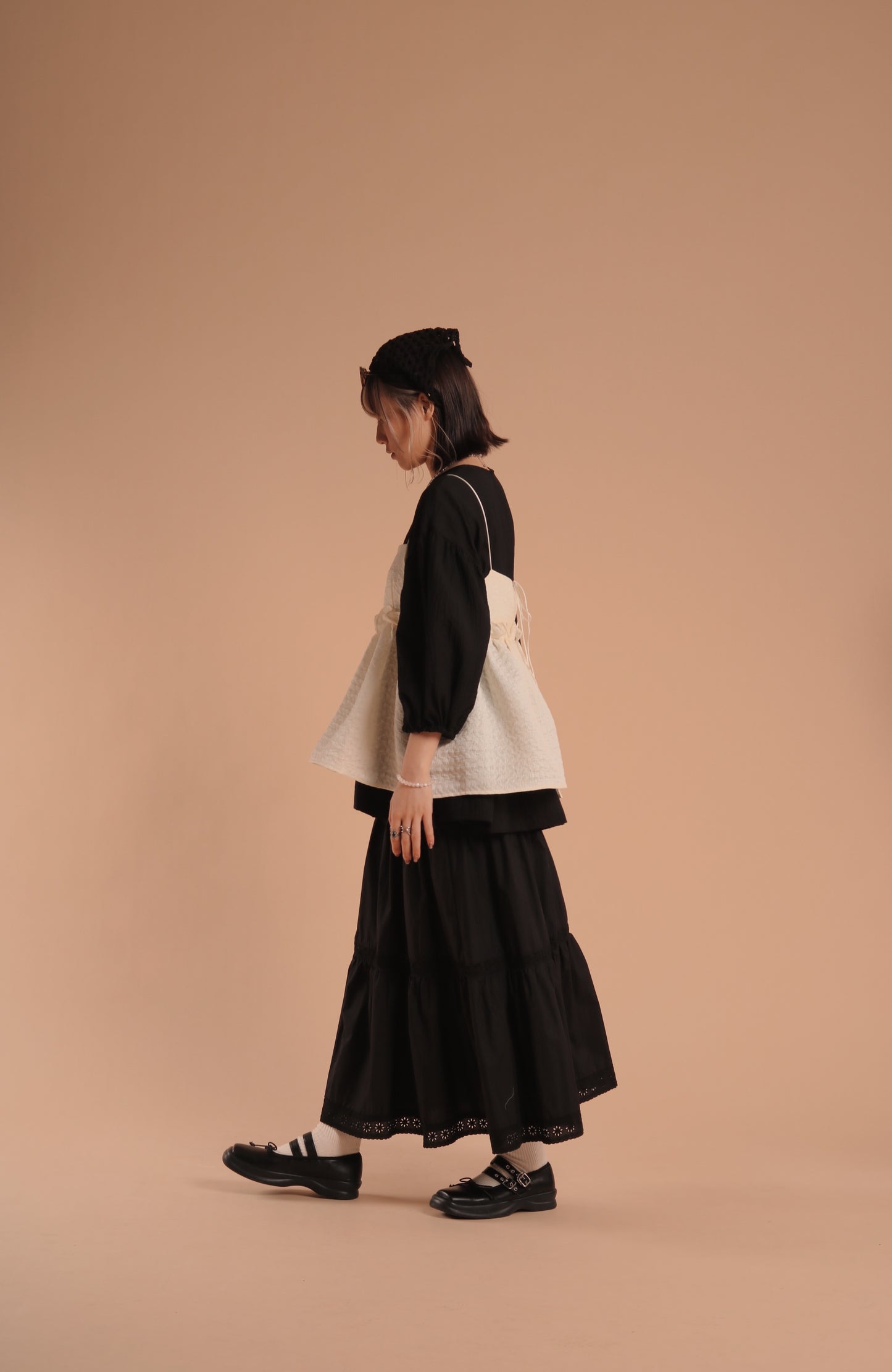 Doll Puff Sleeve Blouse (Black)