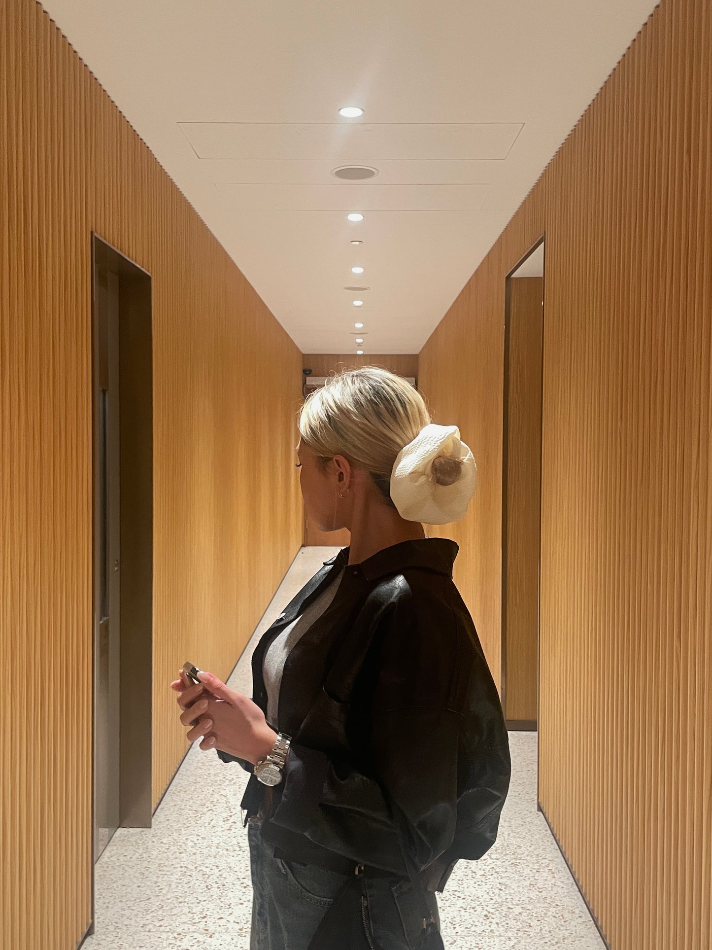 Lola Scrunchie (Black/White)