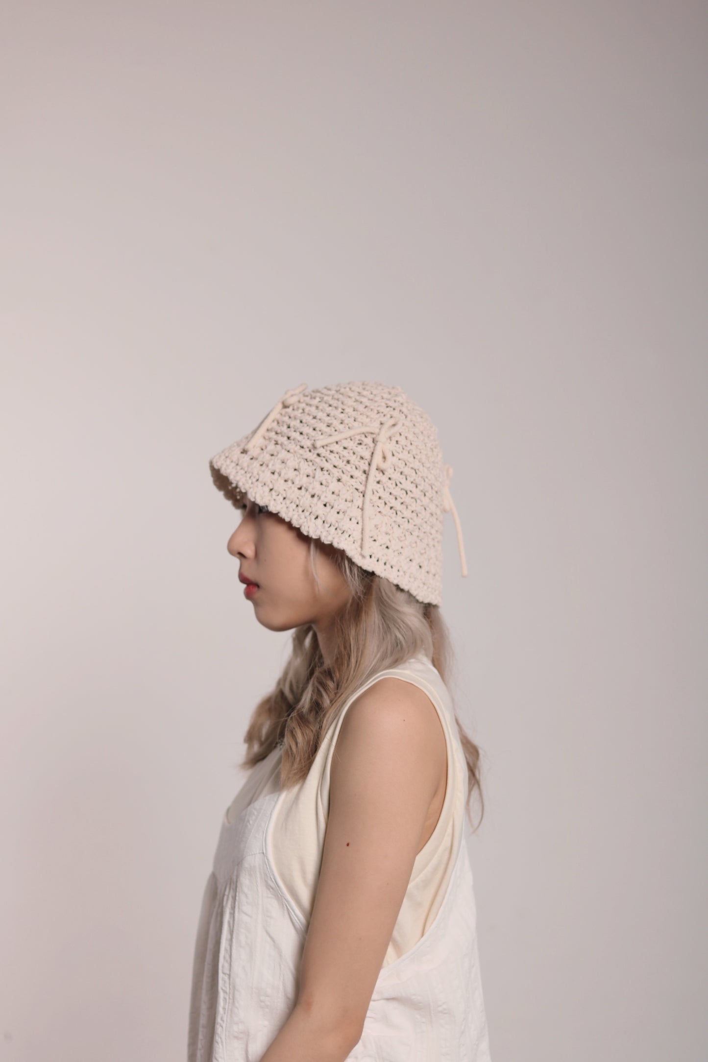 Ribbon Knit Hat (Black/Ivory)