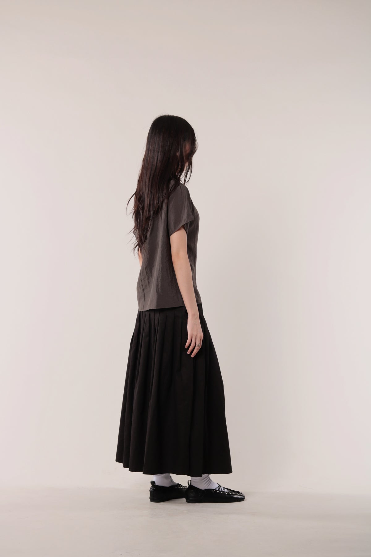 Pleated Skirt (Black)