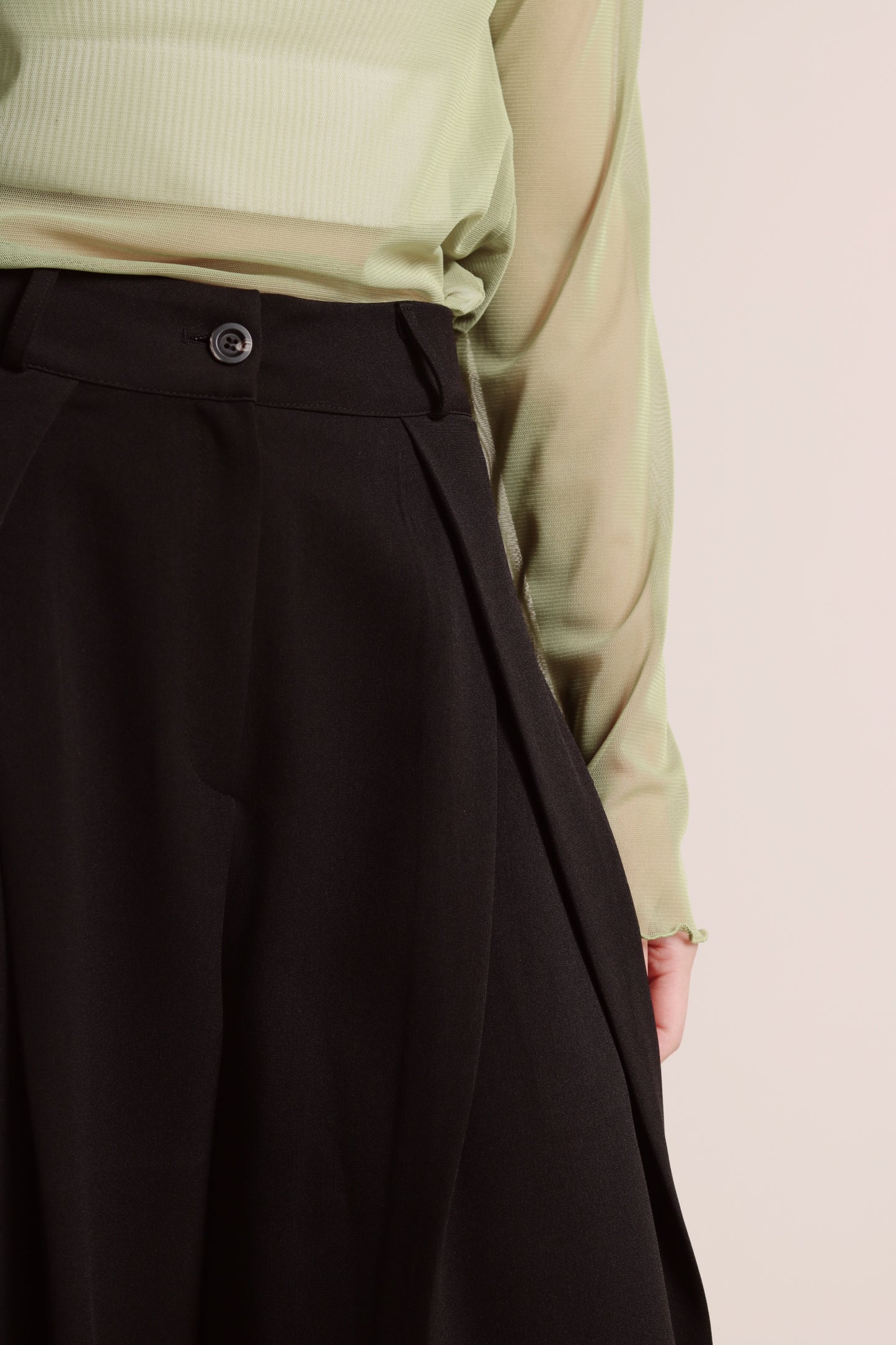Spring Pleat Pants (Black)