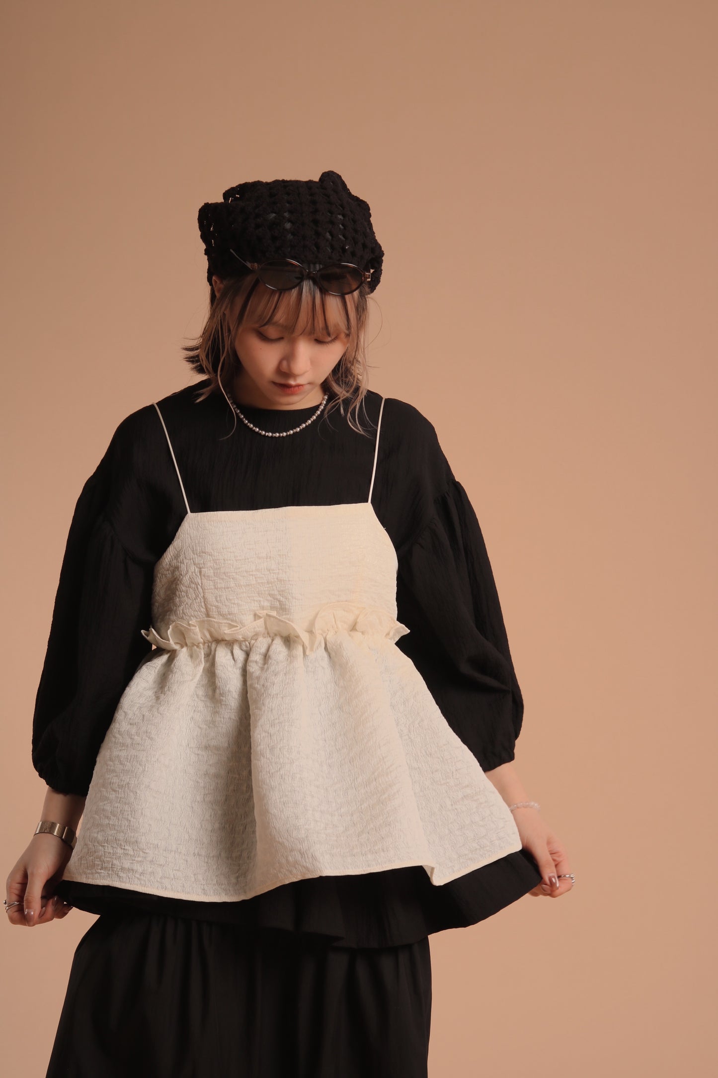 Doll Puff Sleeve Blouse (Black)