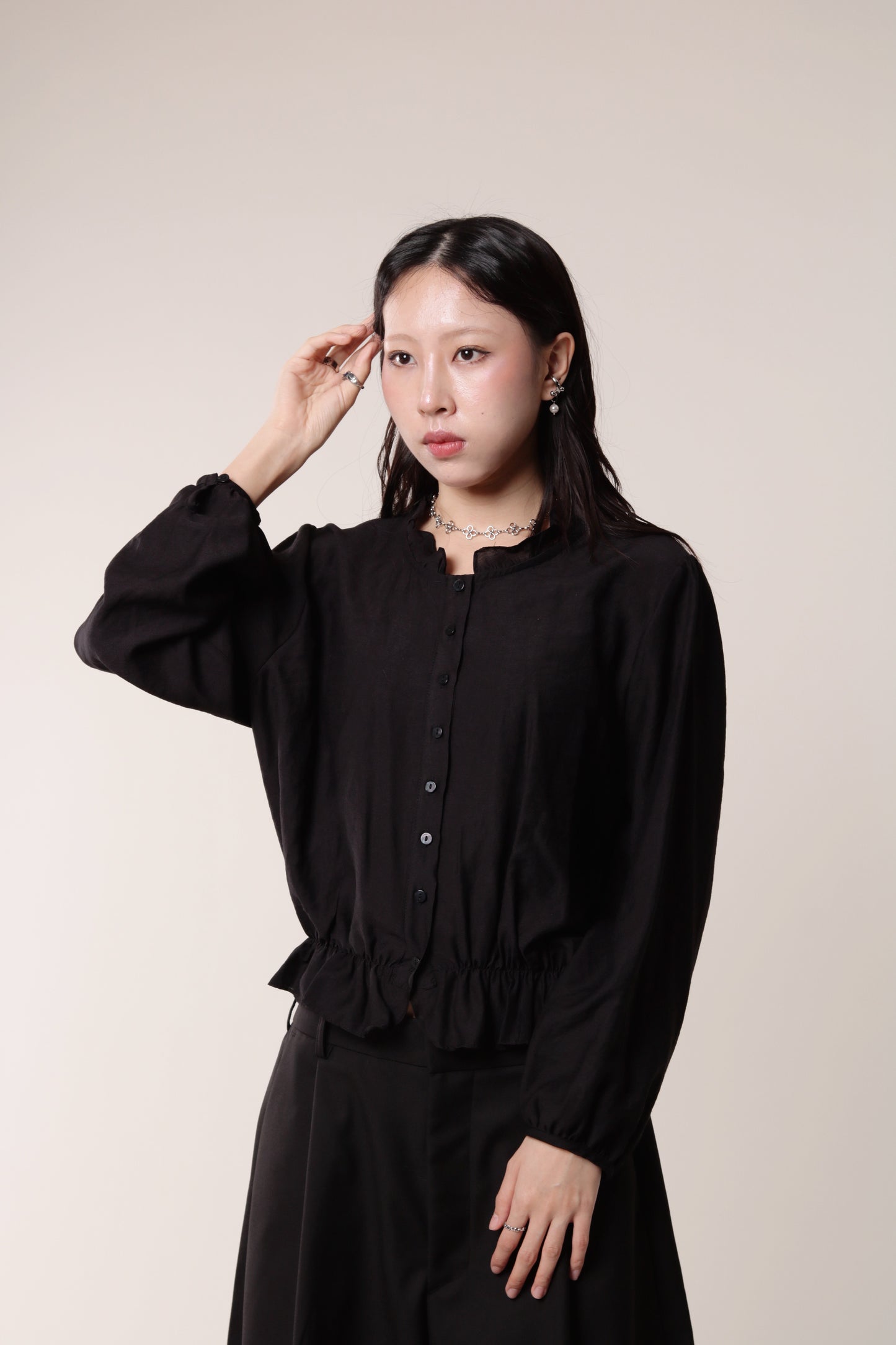 Retro Ruffle Shirt (Black)