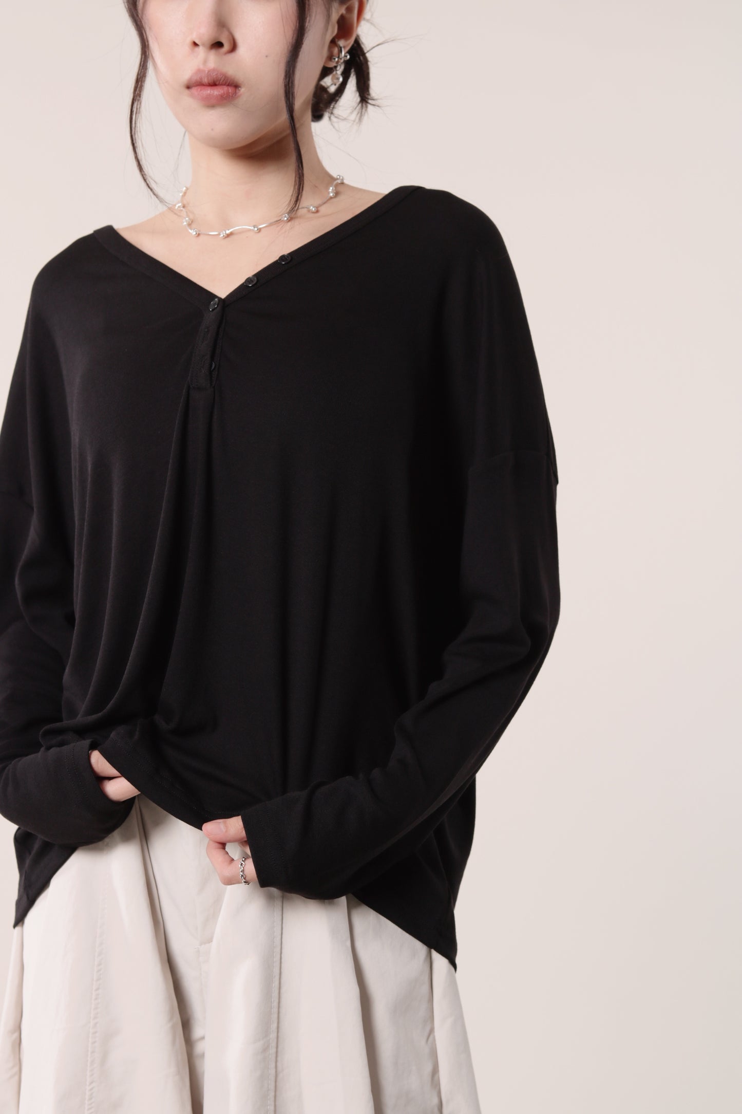 Lazy Button Long Tee (Black)