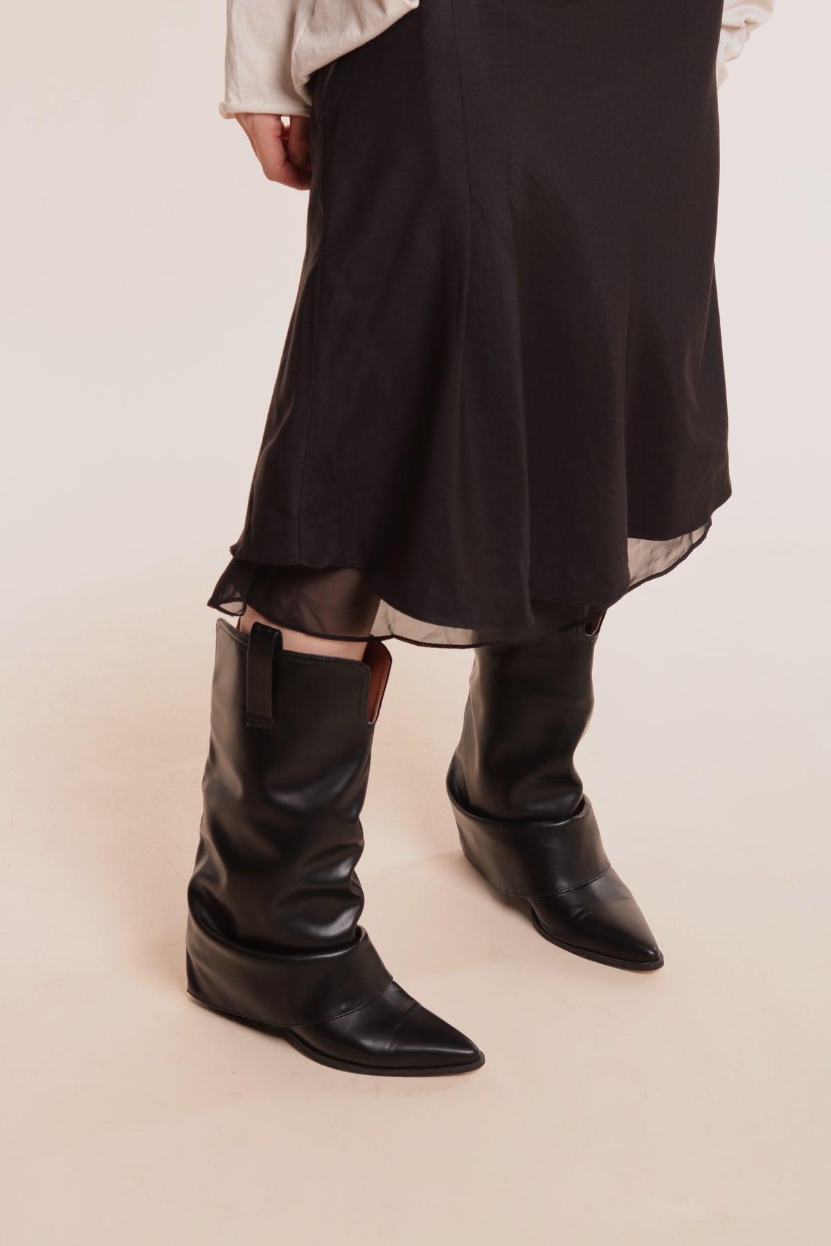 Edgy Skirt (Black)