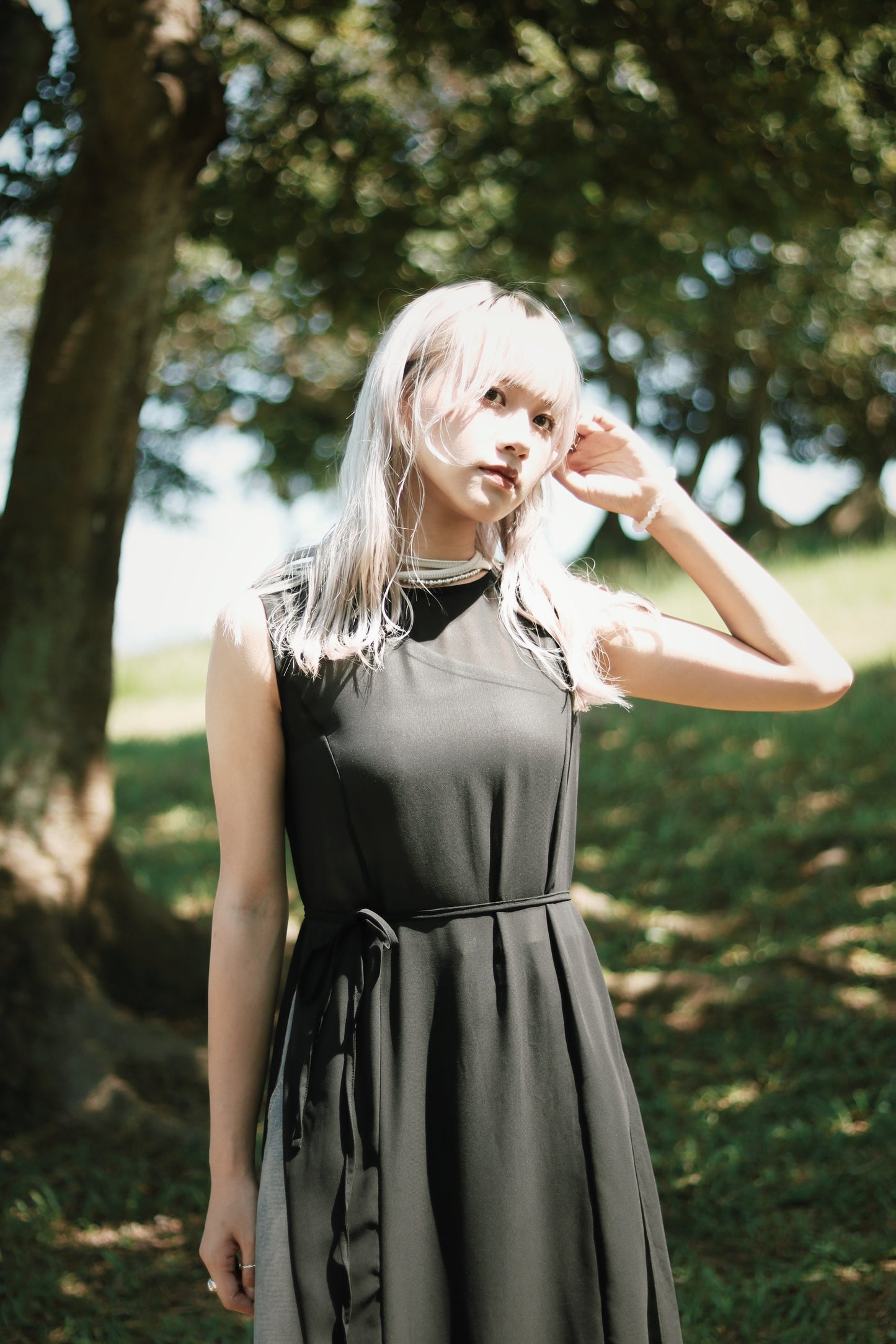 Double Slit Dress (Black)