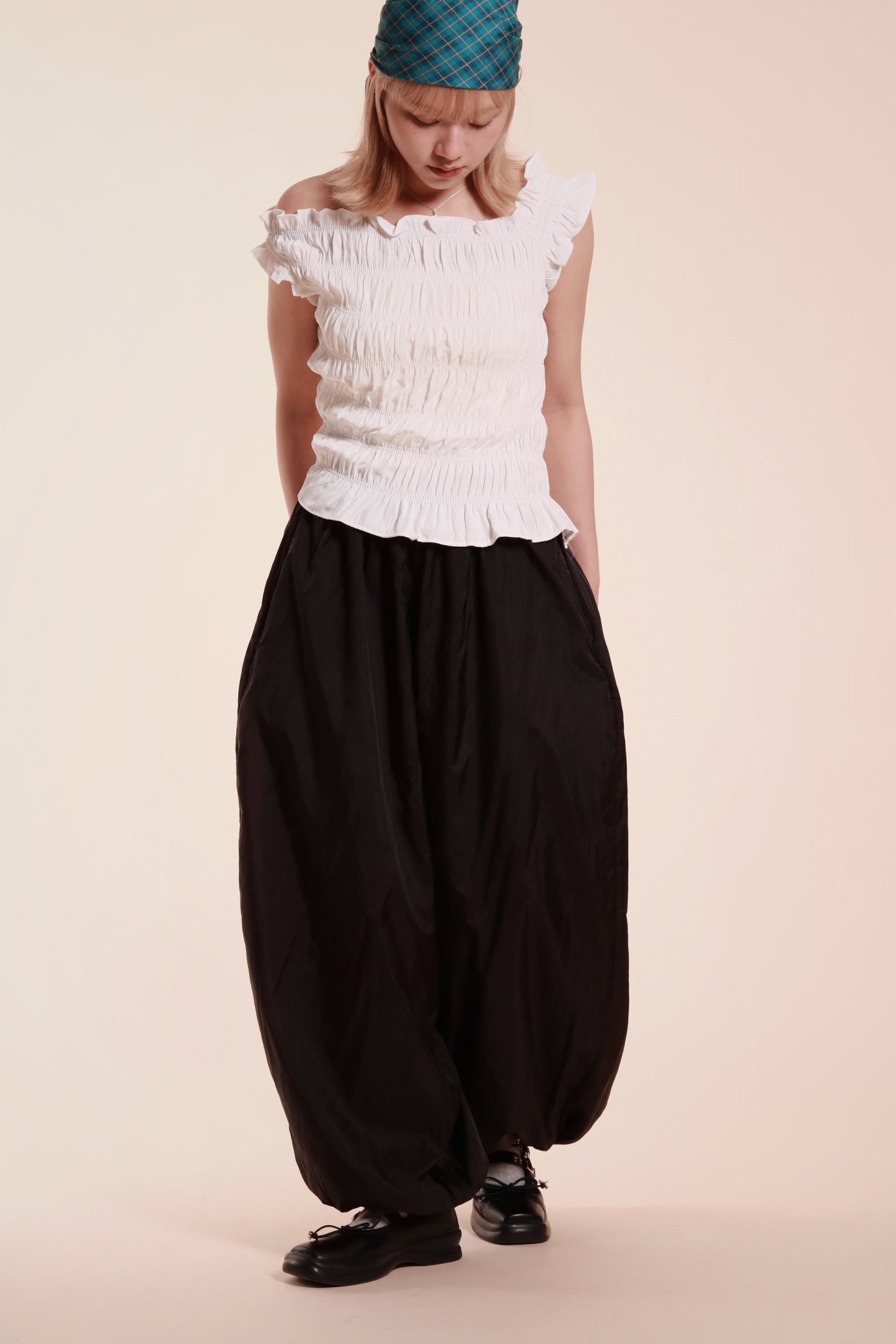 Bubble Cloud Pants (Black)