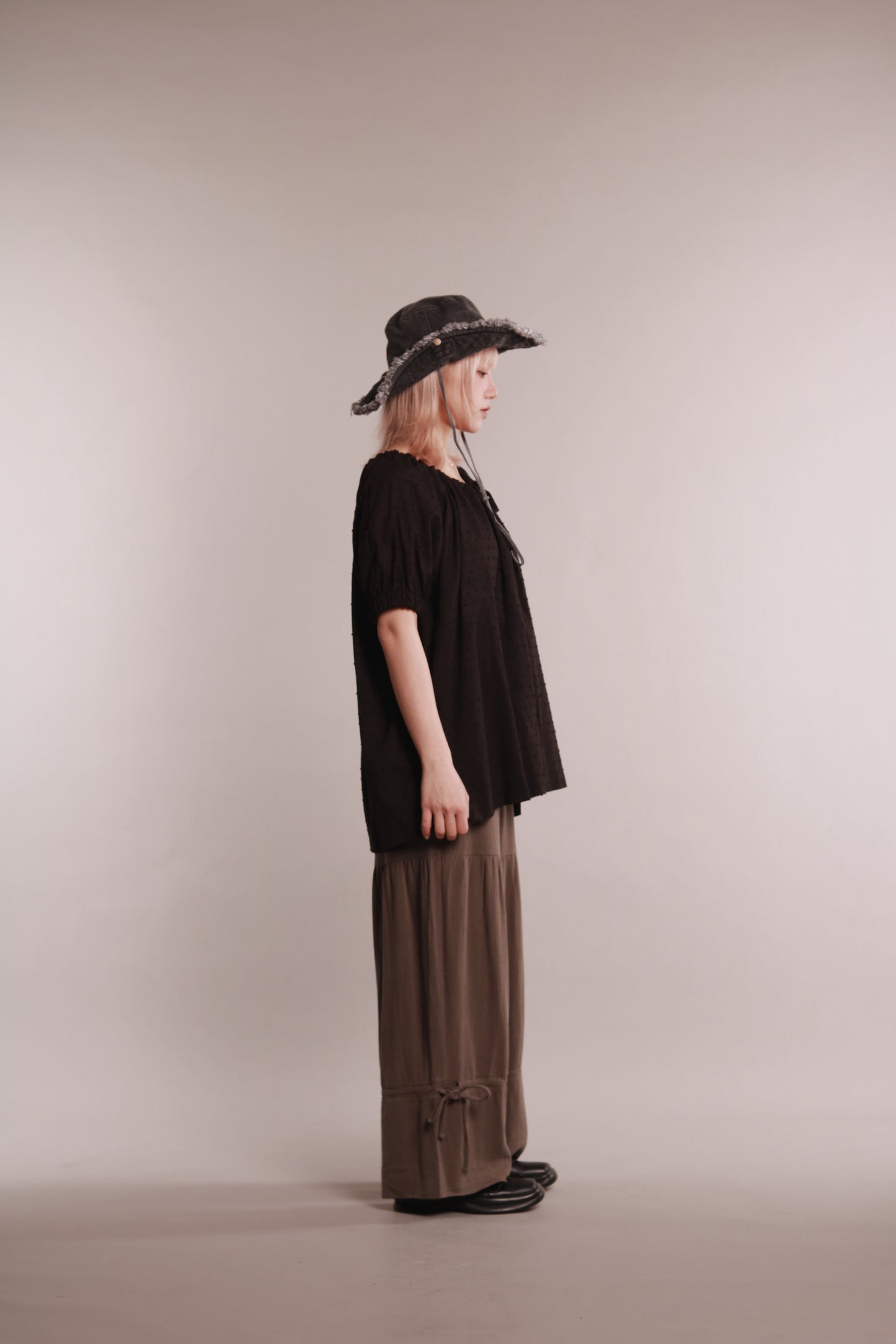 Dot Dot Blouse (Black)