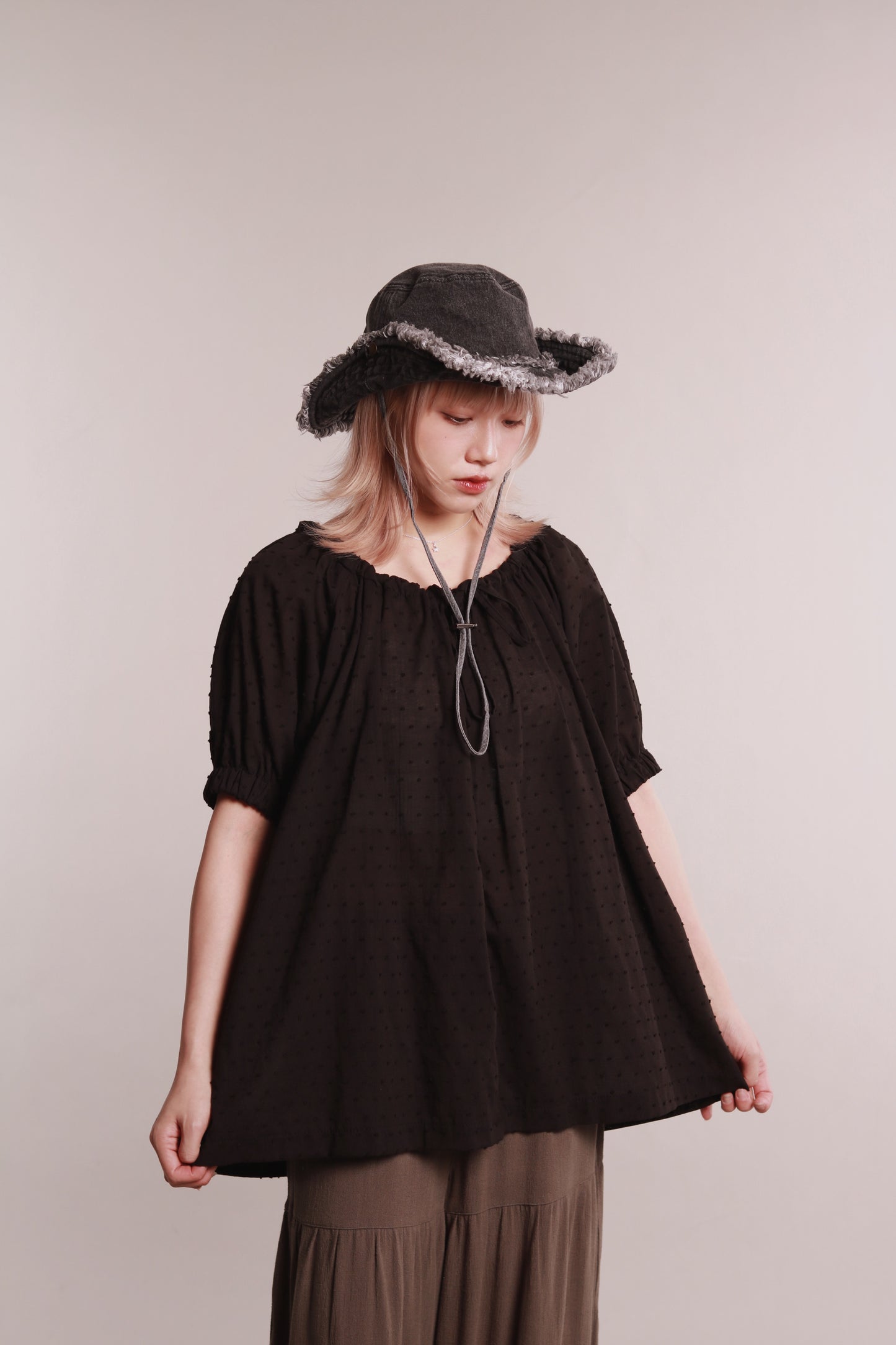 Dot Dot Blouse (Black)