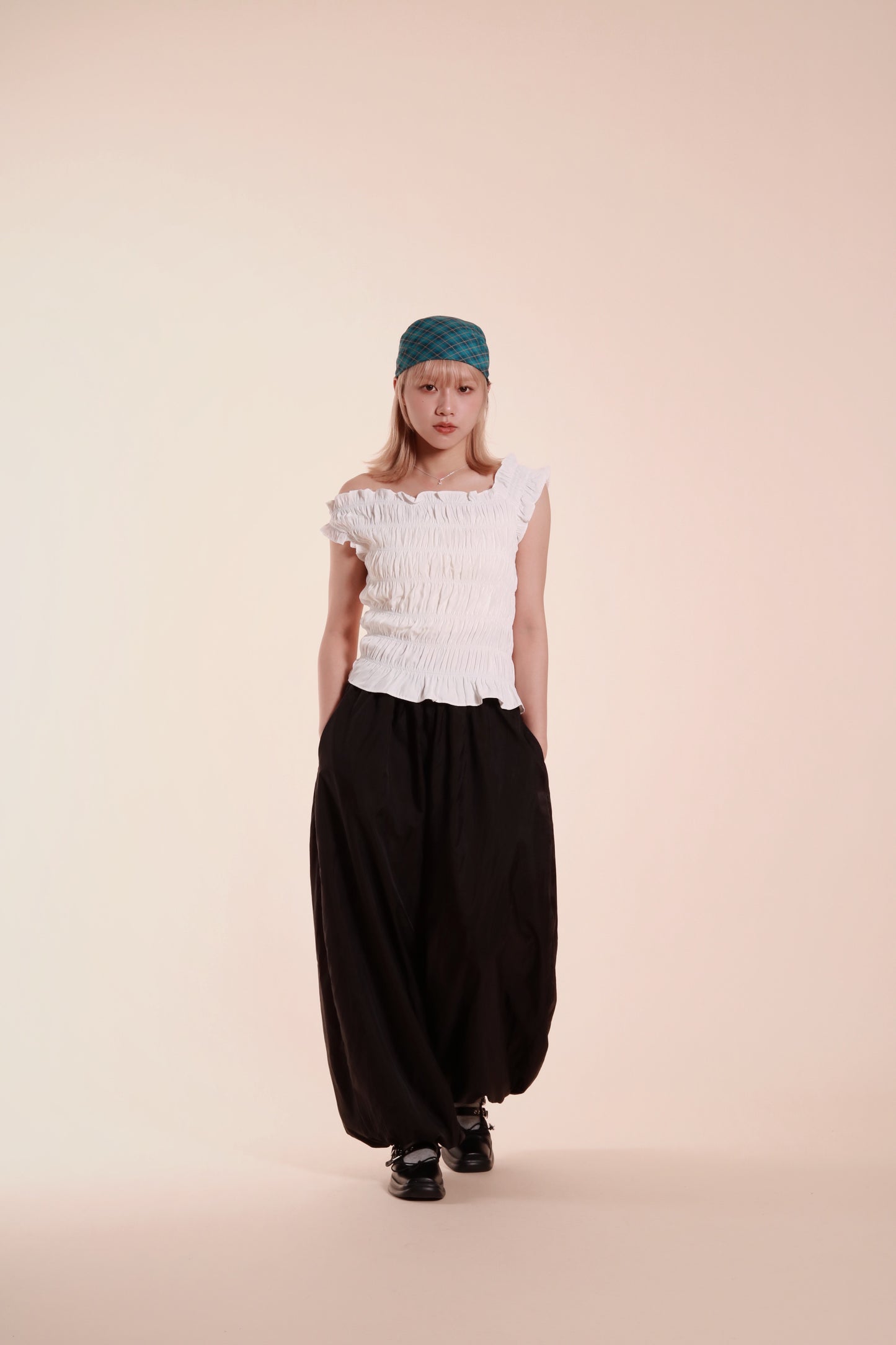 Bubble Cloud Pants (Black)