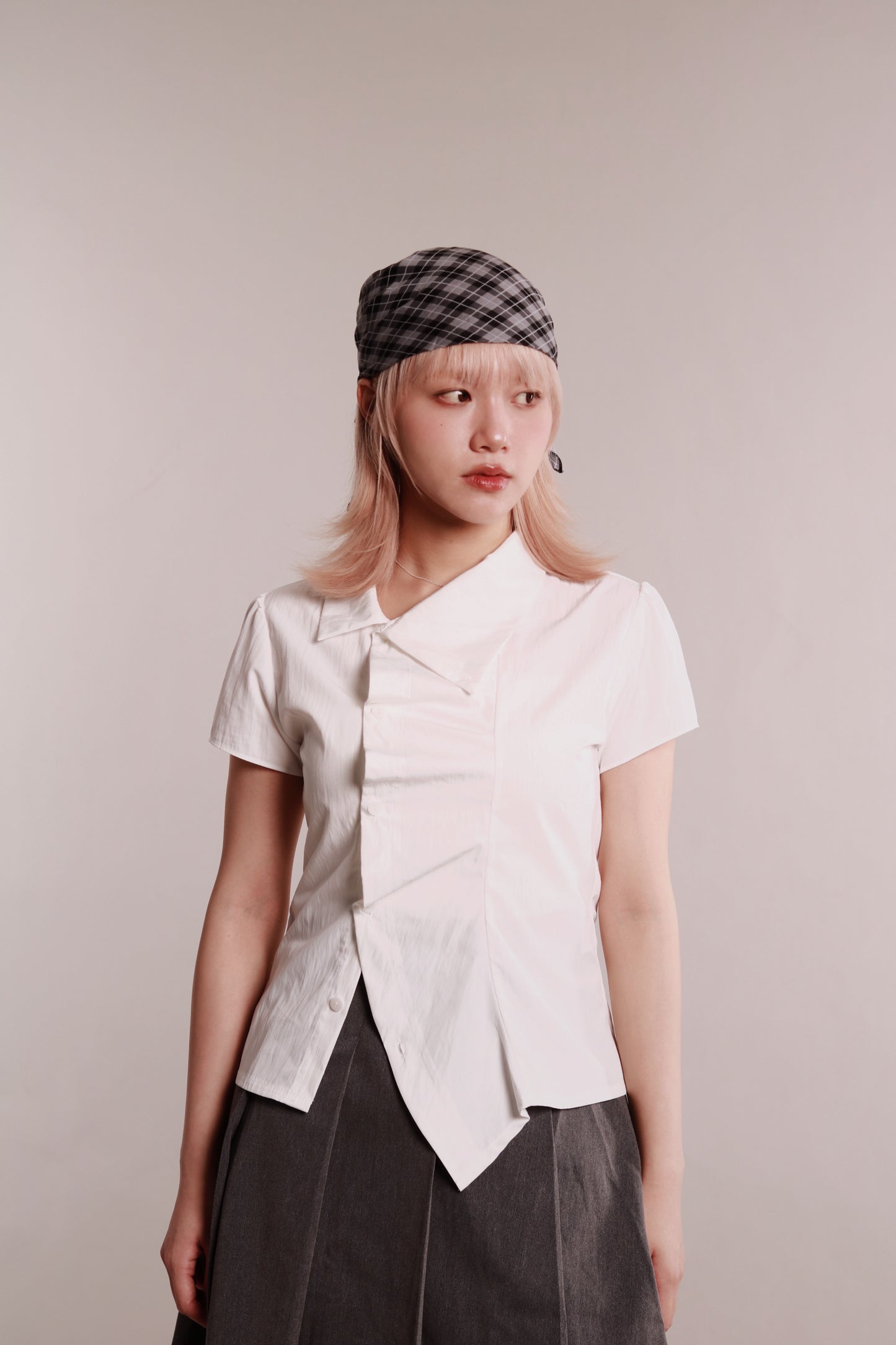 Gentle Pleat Shirt (White)