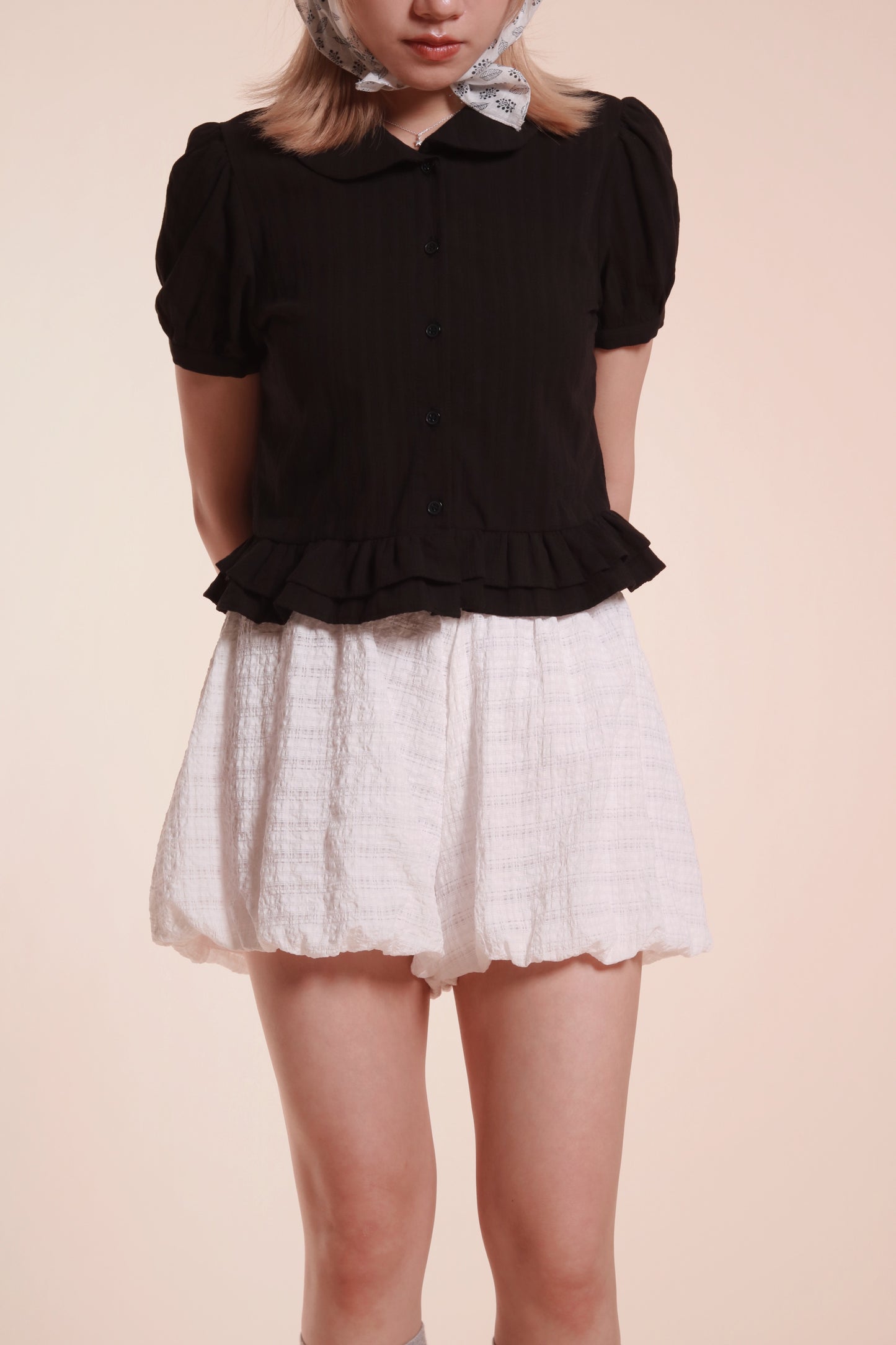 Checkered Pumpkin Shorts (White)