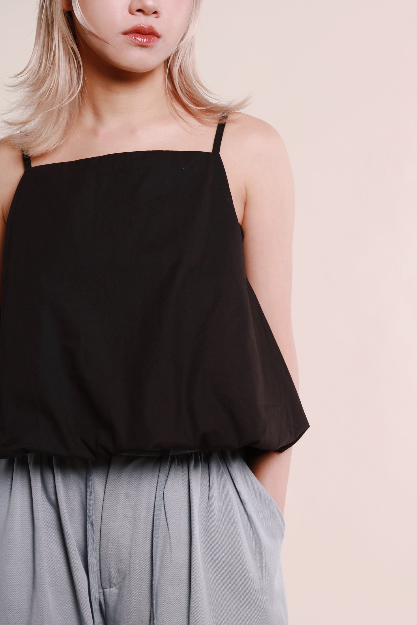 Puffed Sleeveless Top (Black)