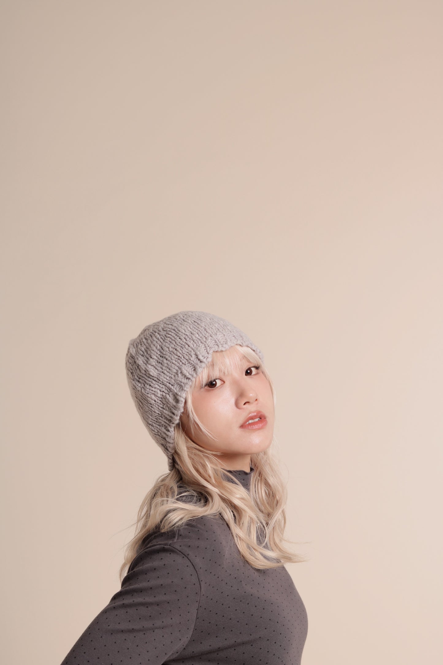 Knit Beanie (Light Grey)