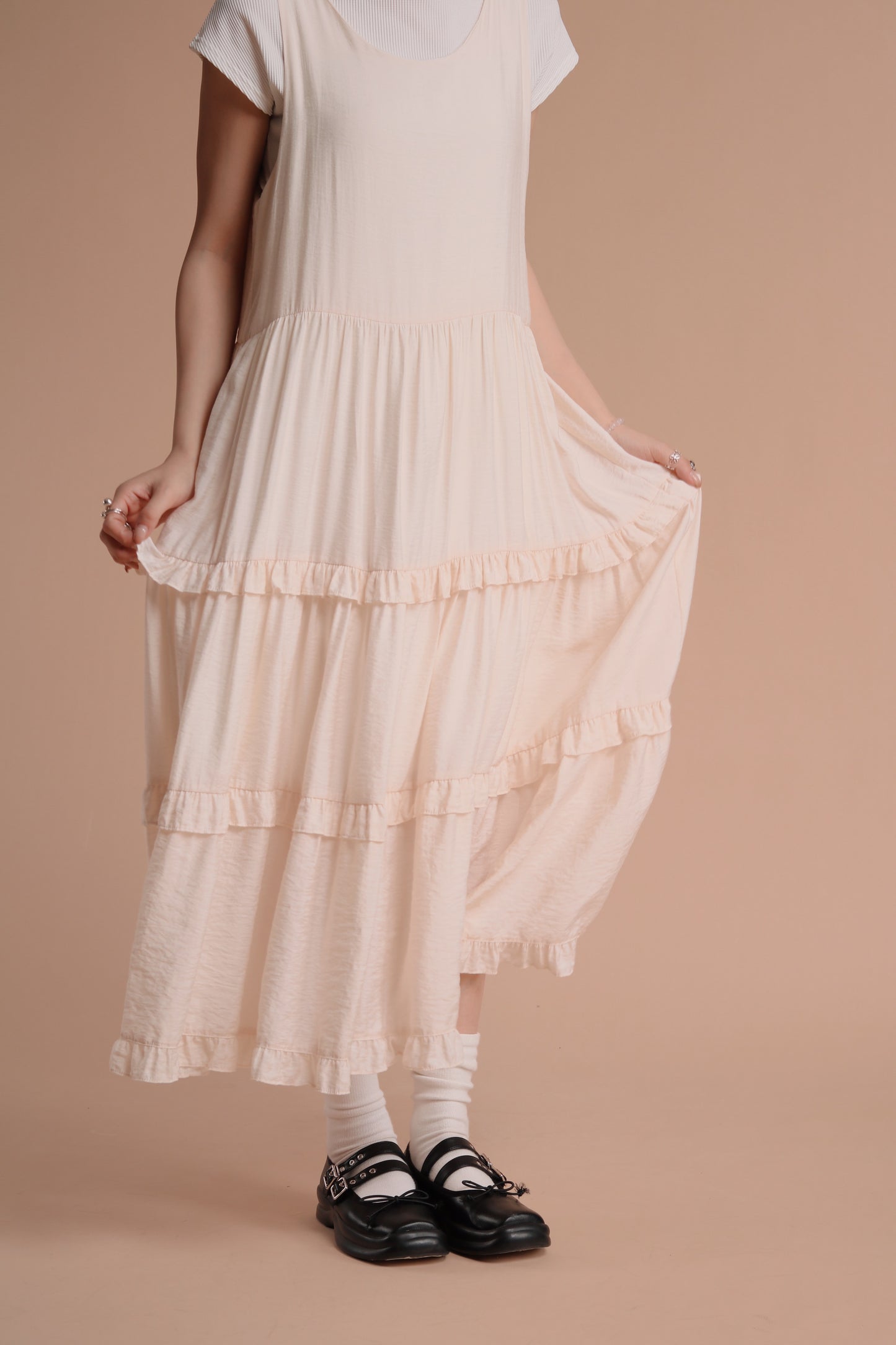 Alva Ruffle Dress (Ivory)