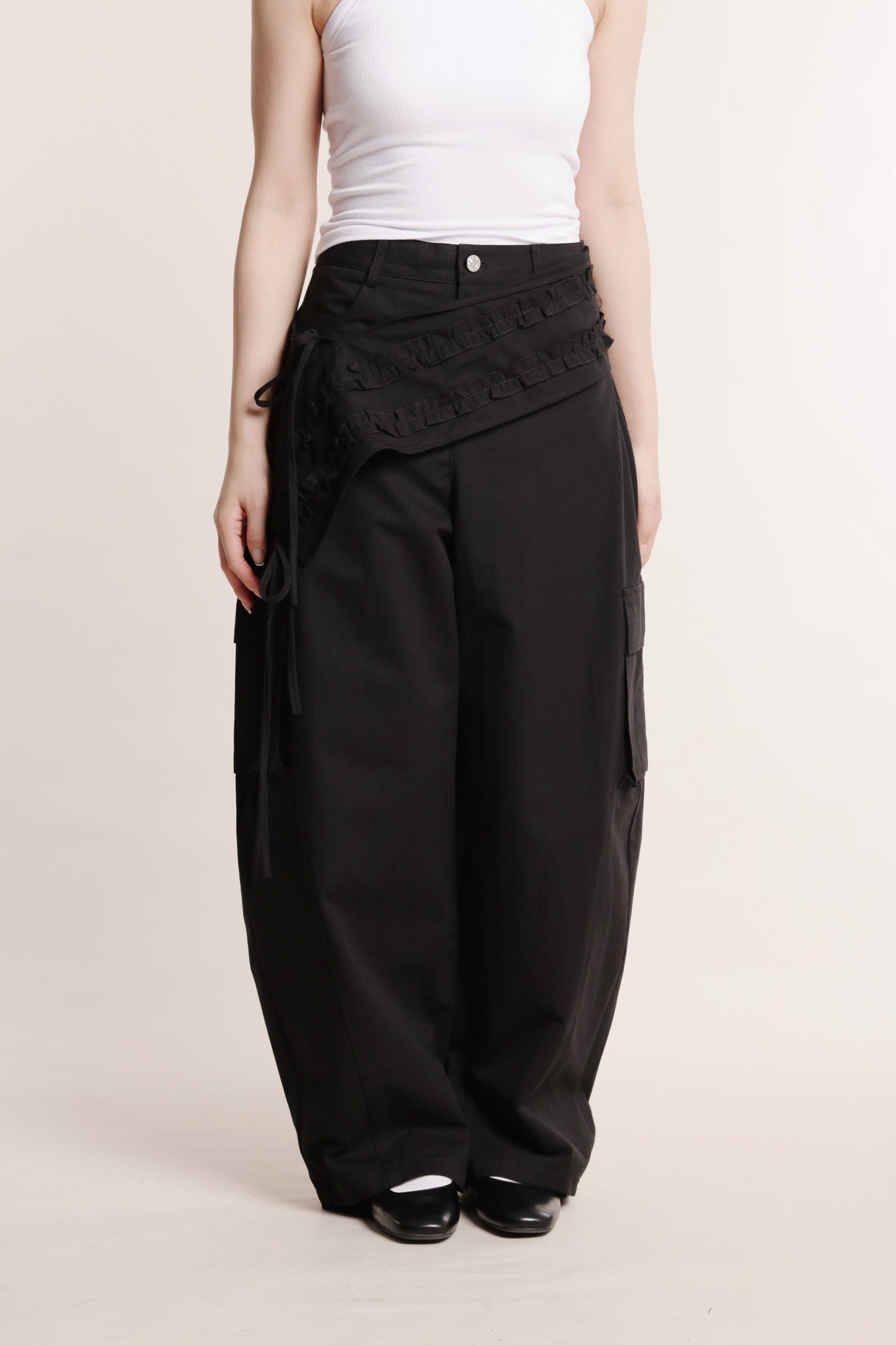 Ruffle Belt Pants (Black)