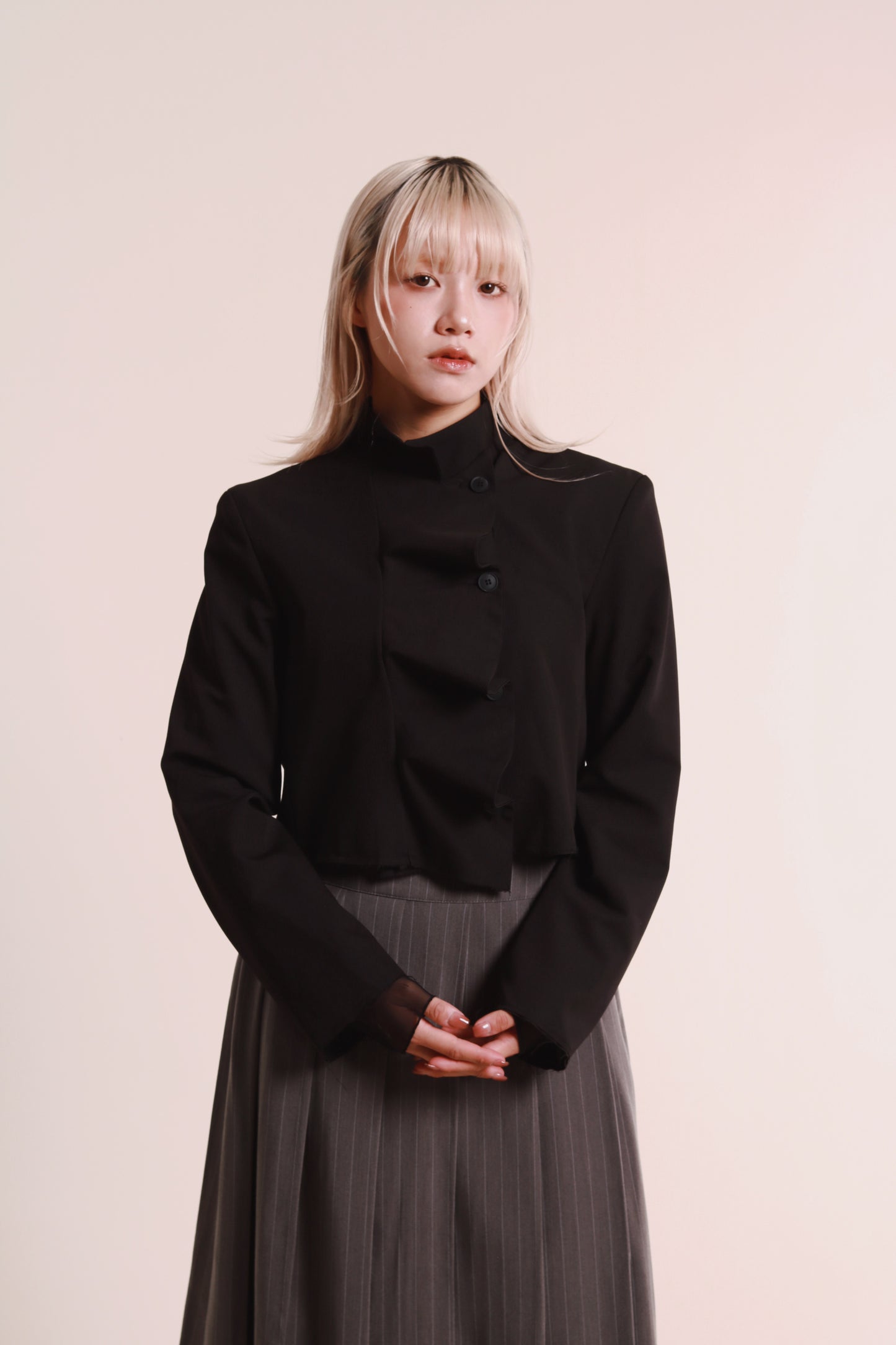 Gentle Pleat Jacket (Black)