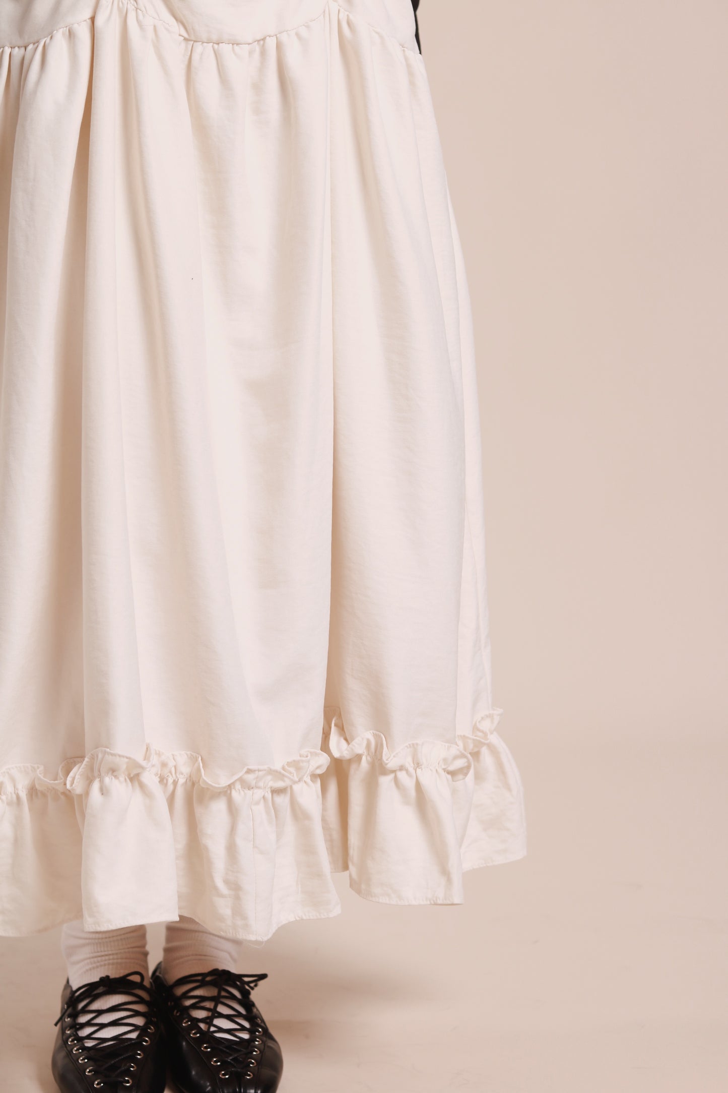 Doll Gathered Ruffle Dress (Ivory)
