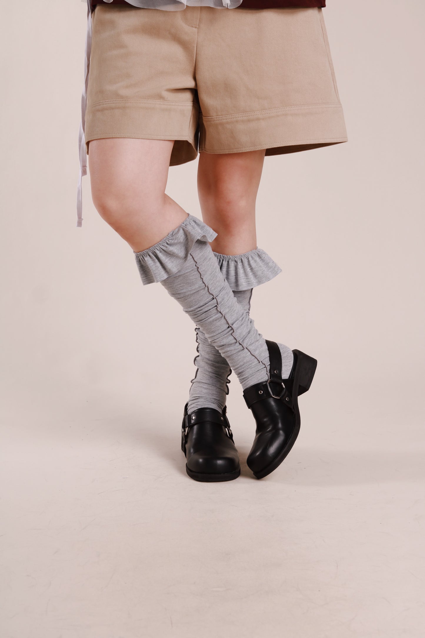 Ruffle Socks (Grey)