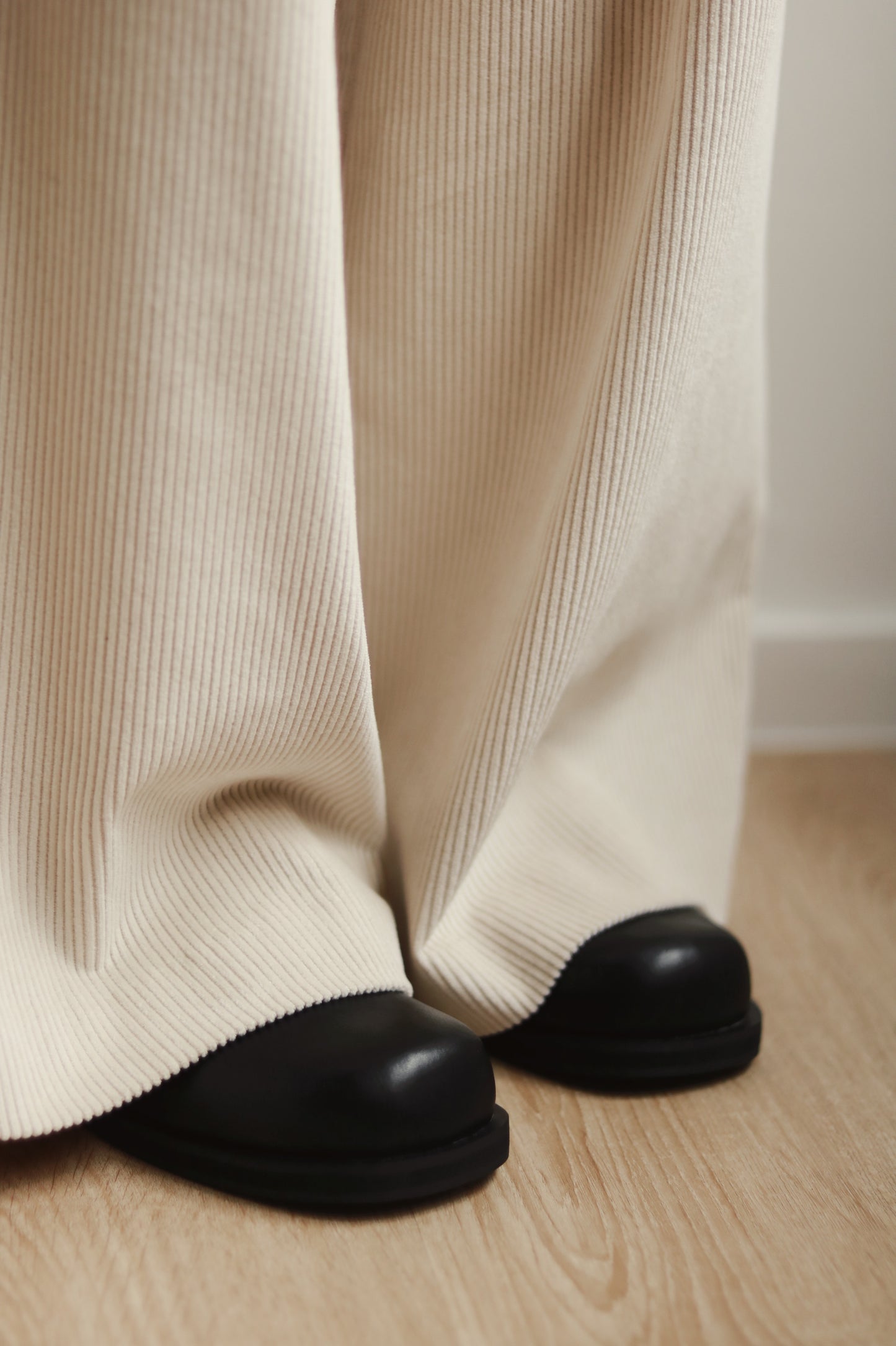 Corduroy Pants (Ivory)