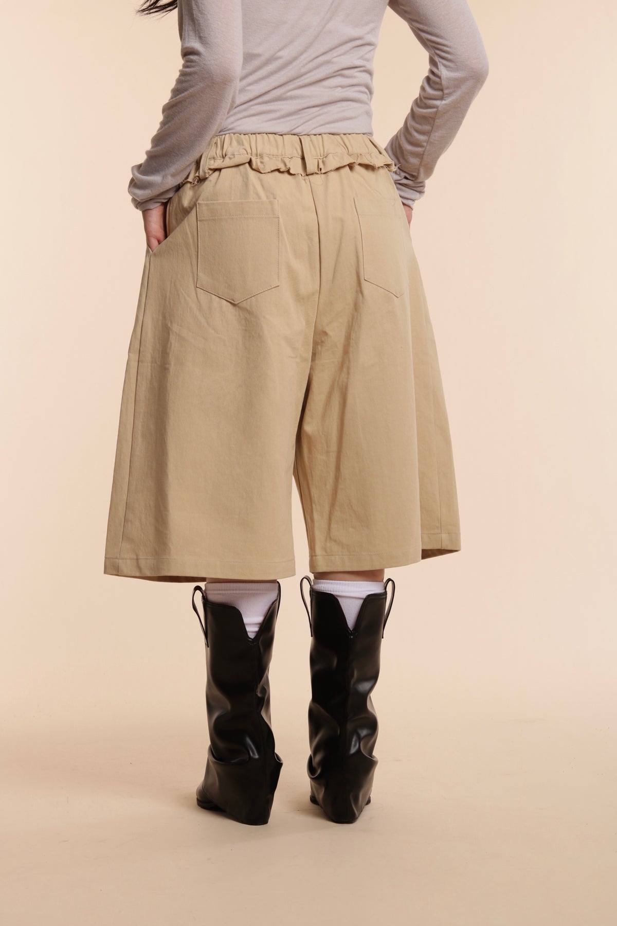 Ruffle Shorts (Beige)