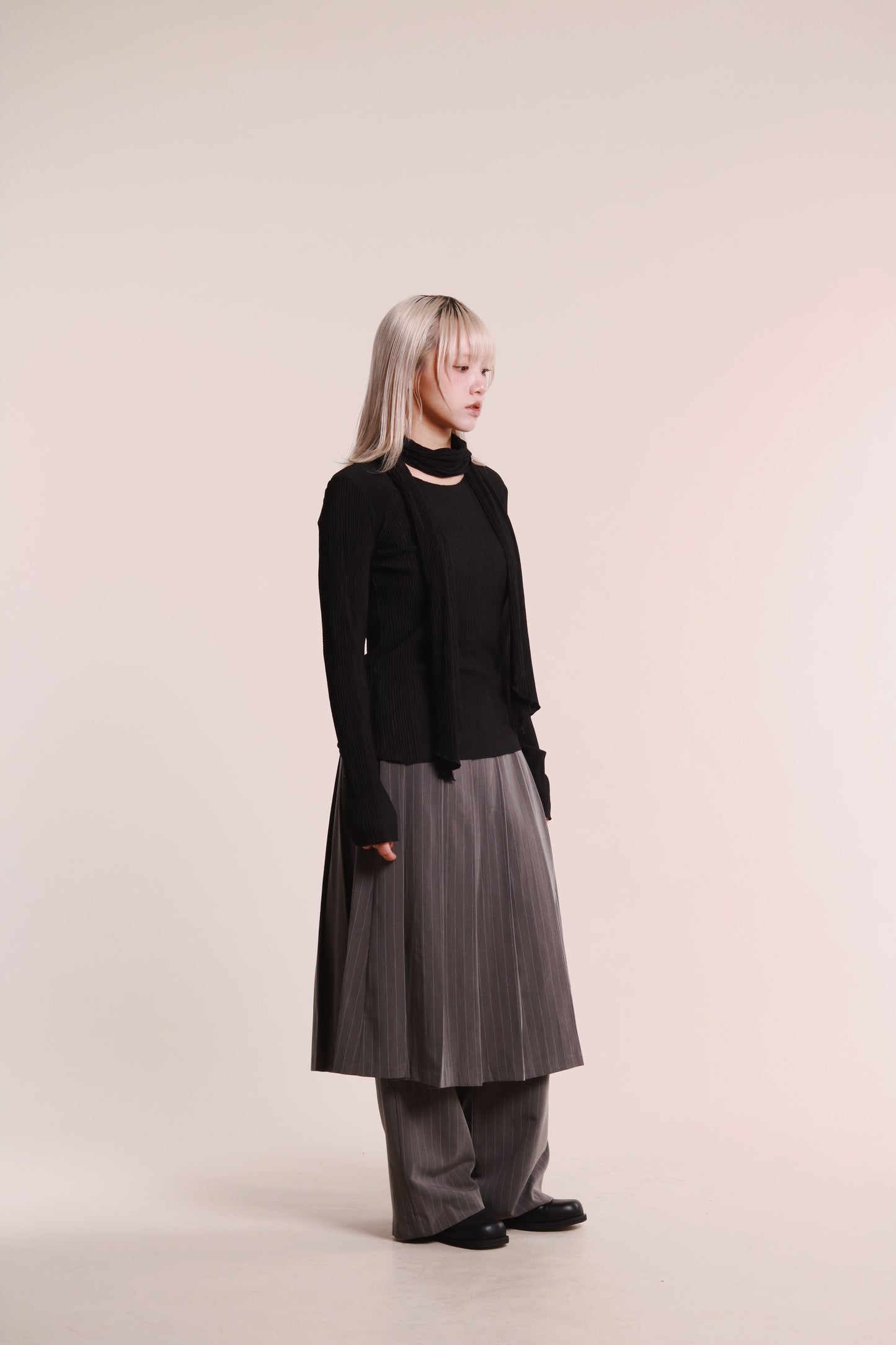 Layered Pleat Pants (Charcoal)