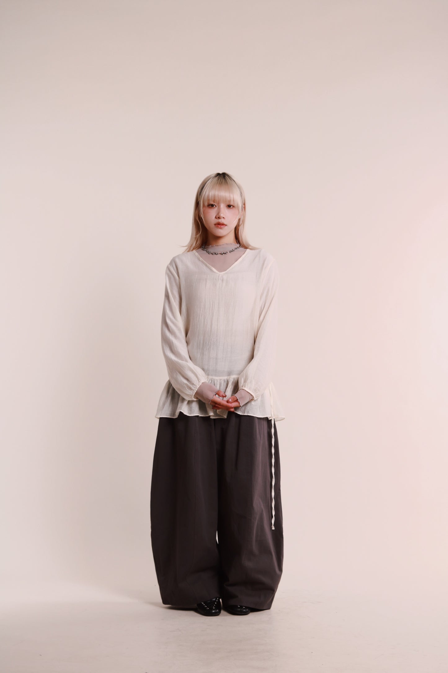 Doll Ruffle Blouse (Ivory)