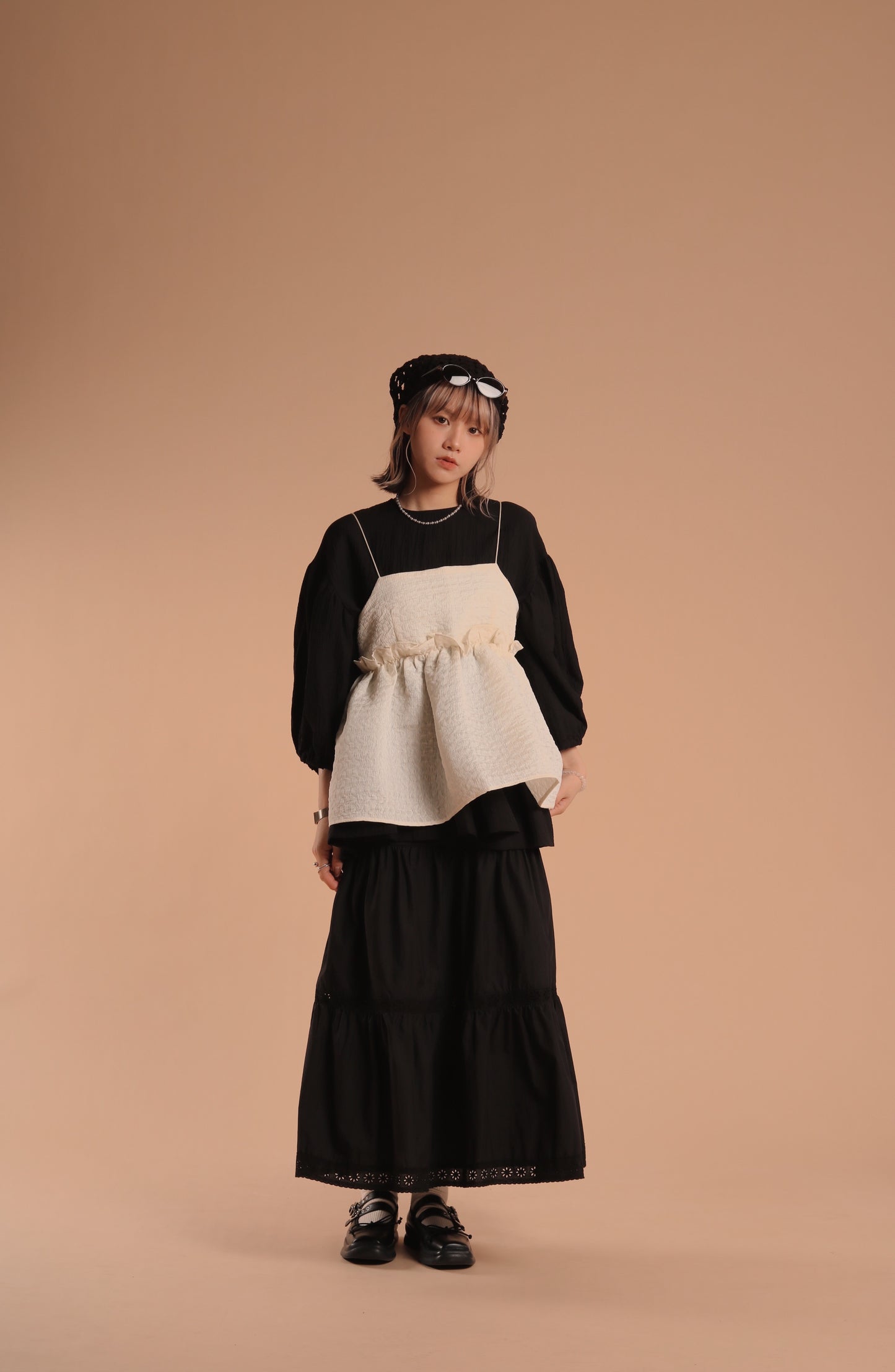 Doll Puff Sleeve Blouse (Black)