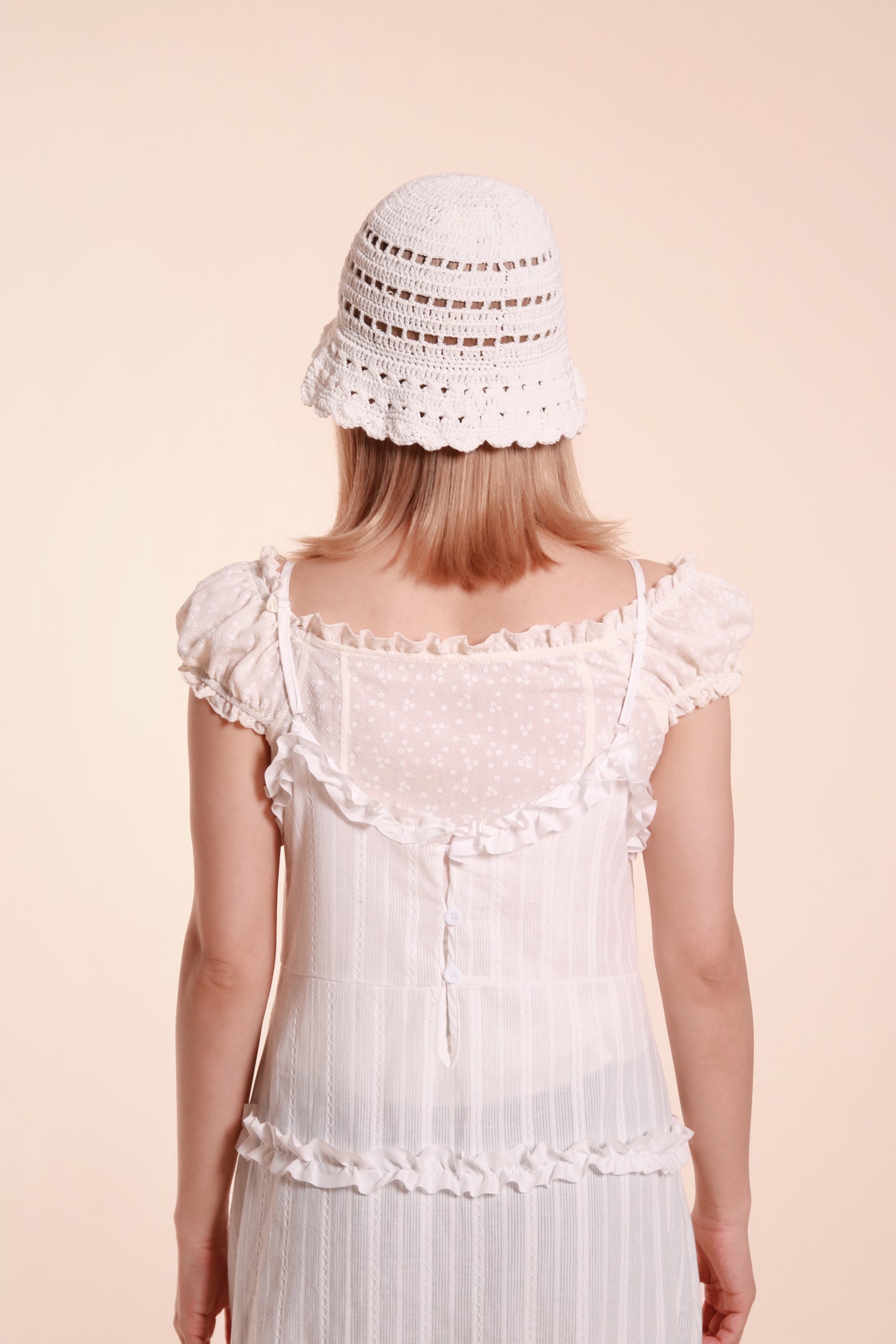 Frill Sleeveless Dress (White)