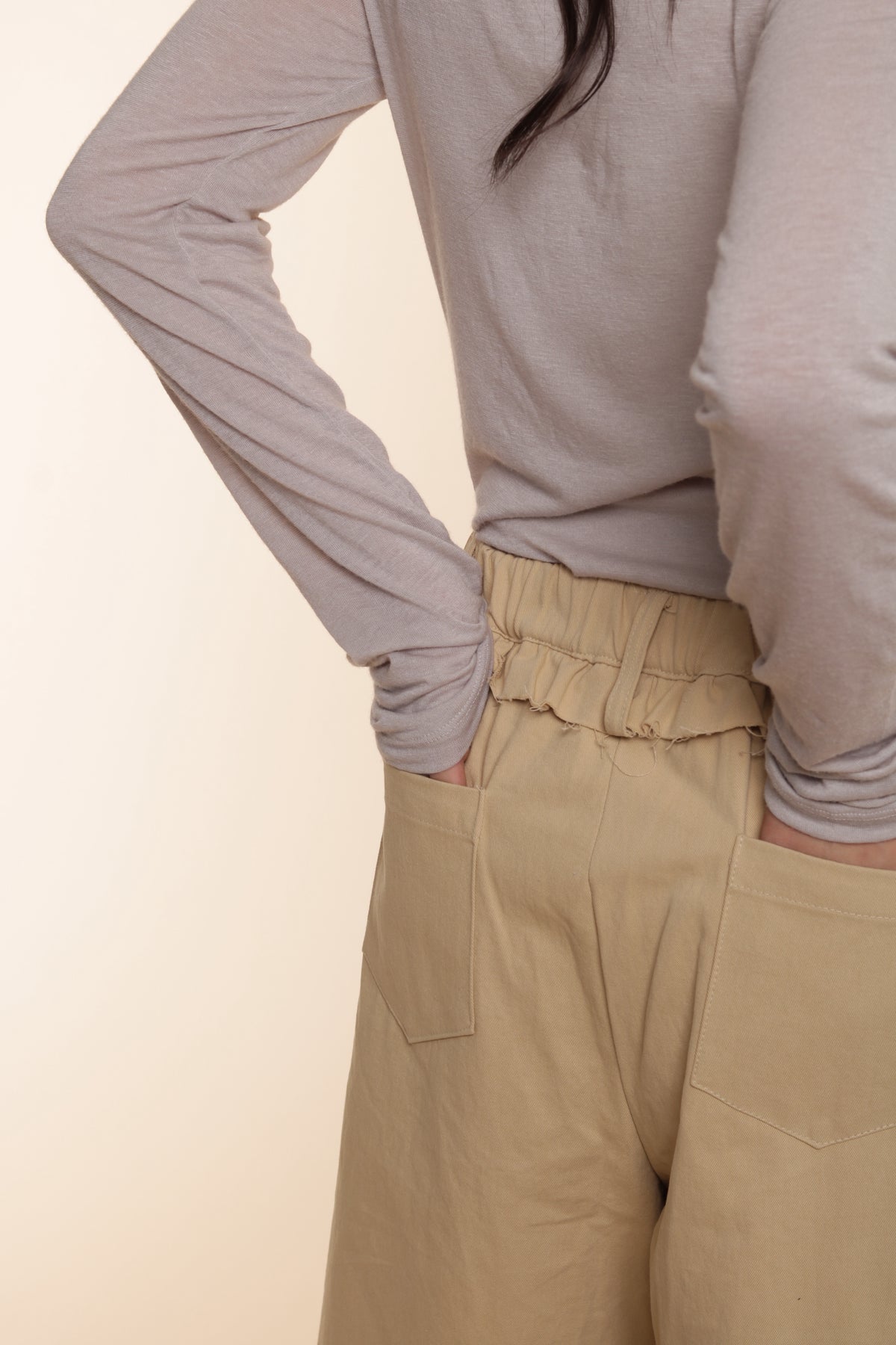 Ruffle Shorts (Beige)