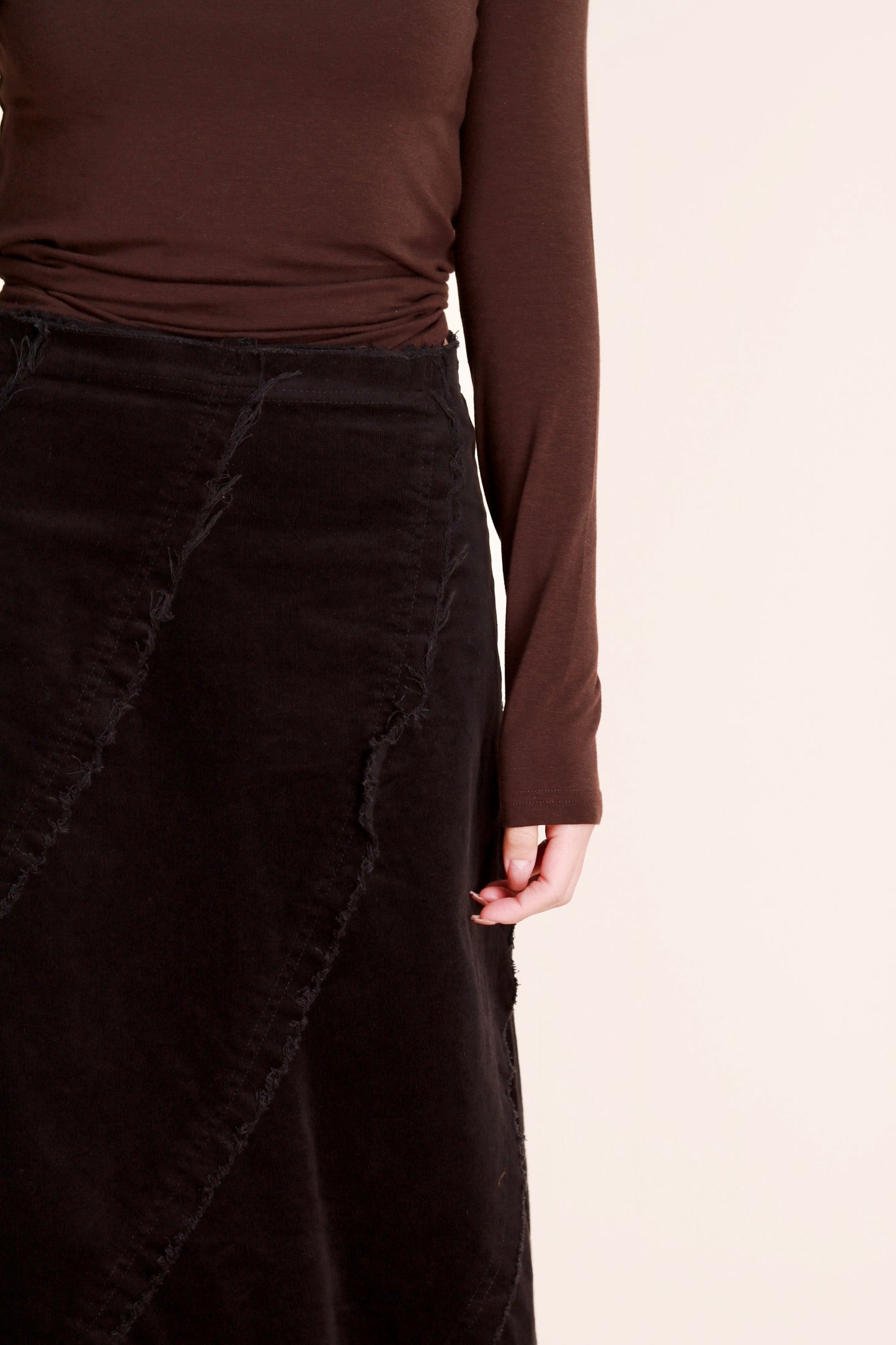 Frayed Mermaid Skirt (Black)